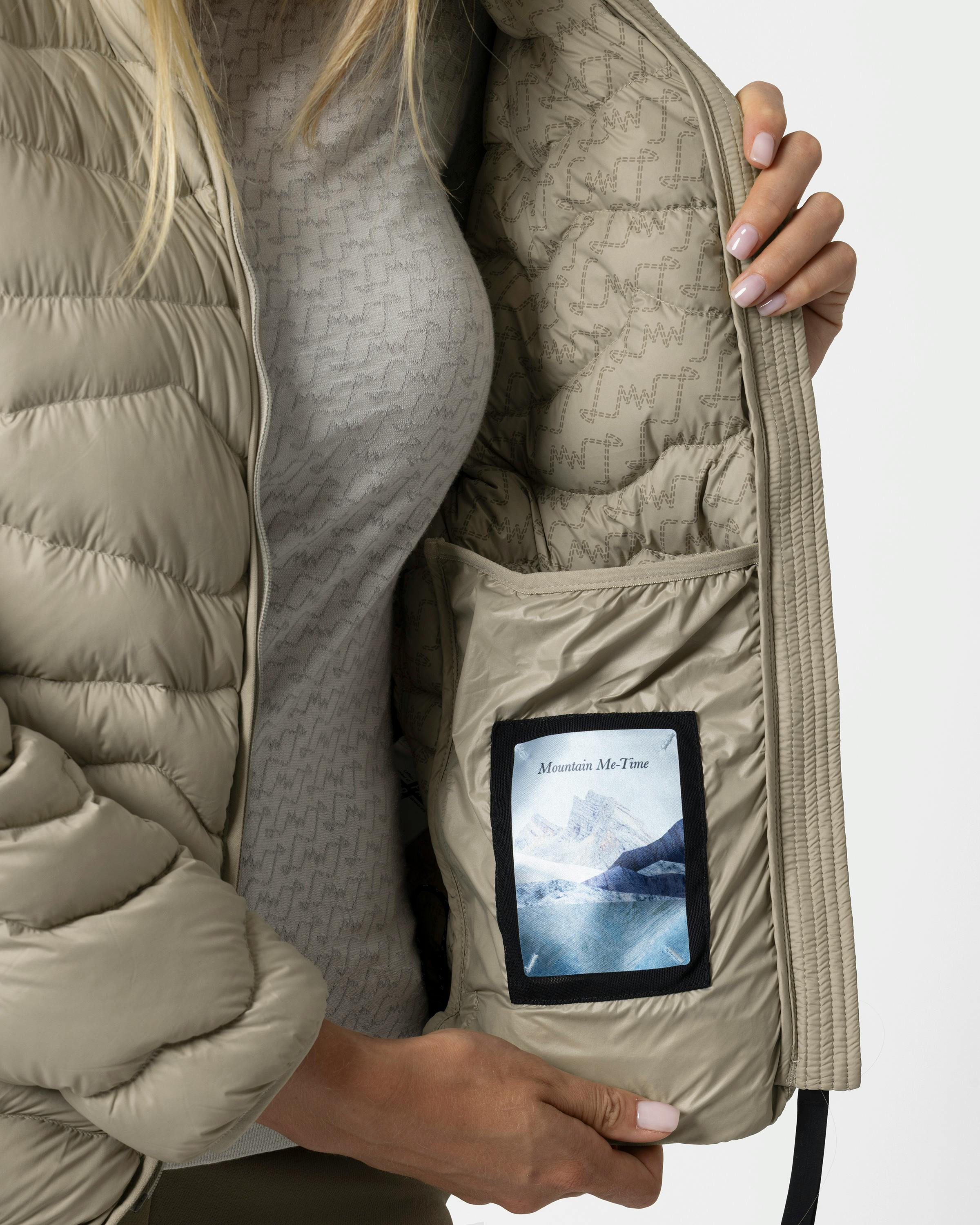 Bianca Leichte ReDown® Daunenjacke tech_detail image