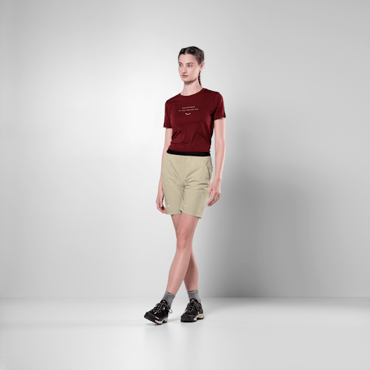 Puez 4 Pantaloncini Donna on_body image