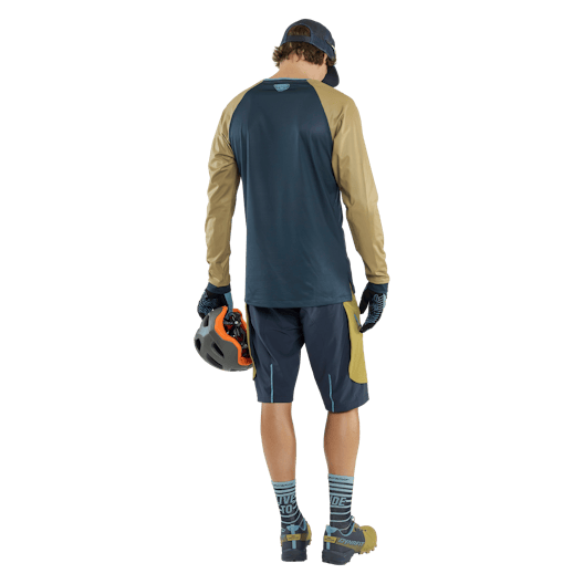 Live To Ride Socks Unisex on_body image