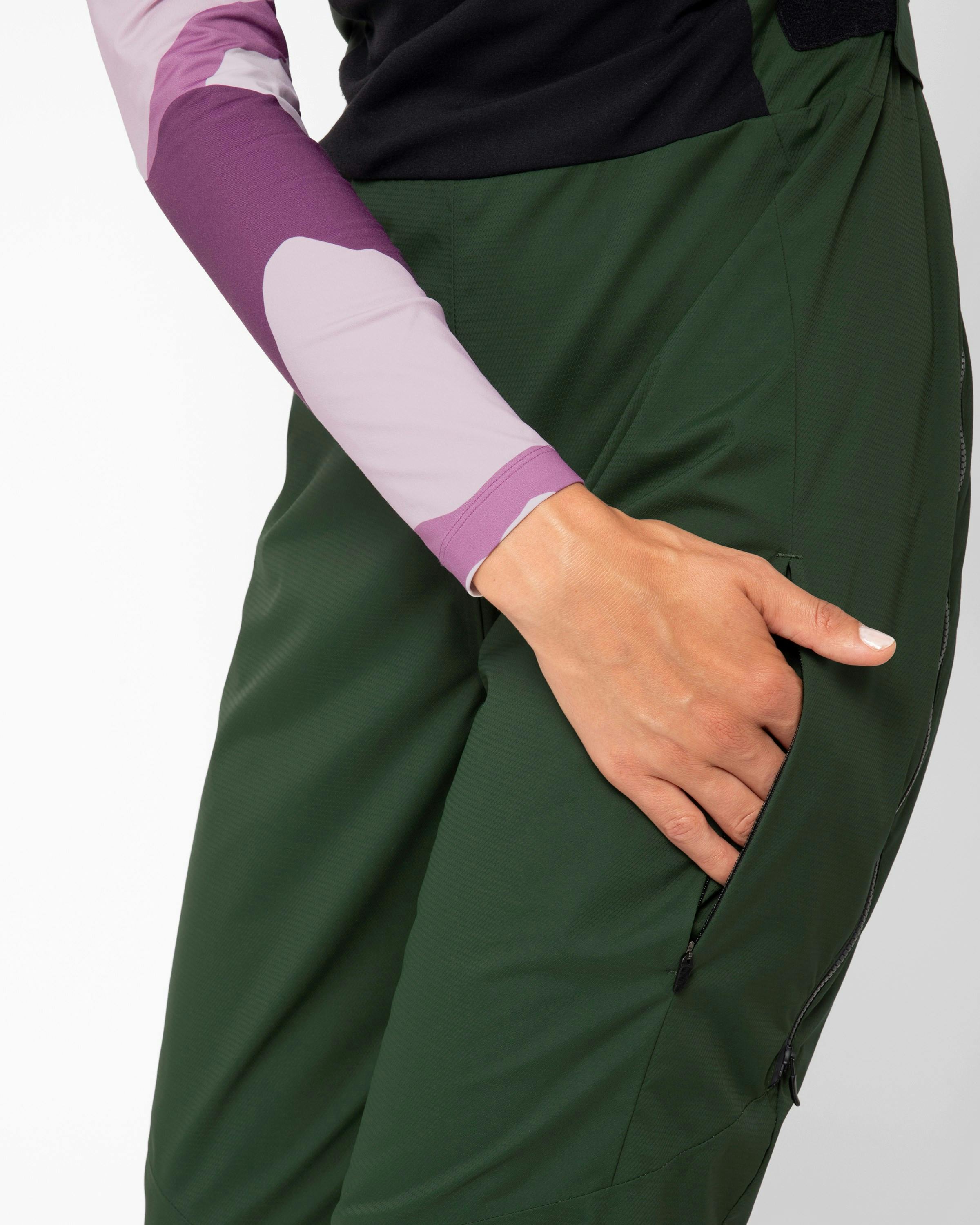 Tiziana Salopettes tech_detail image