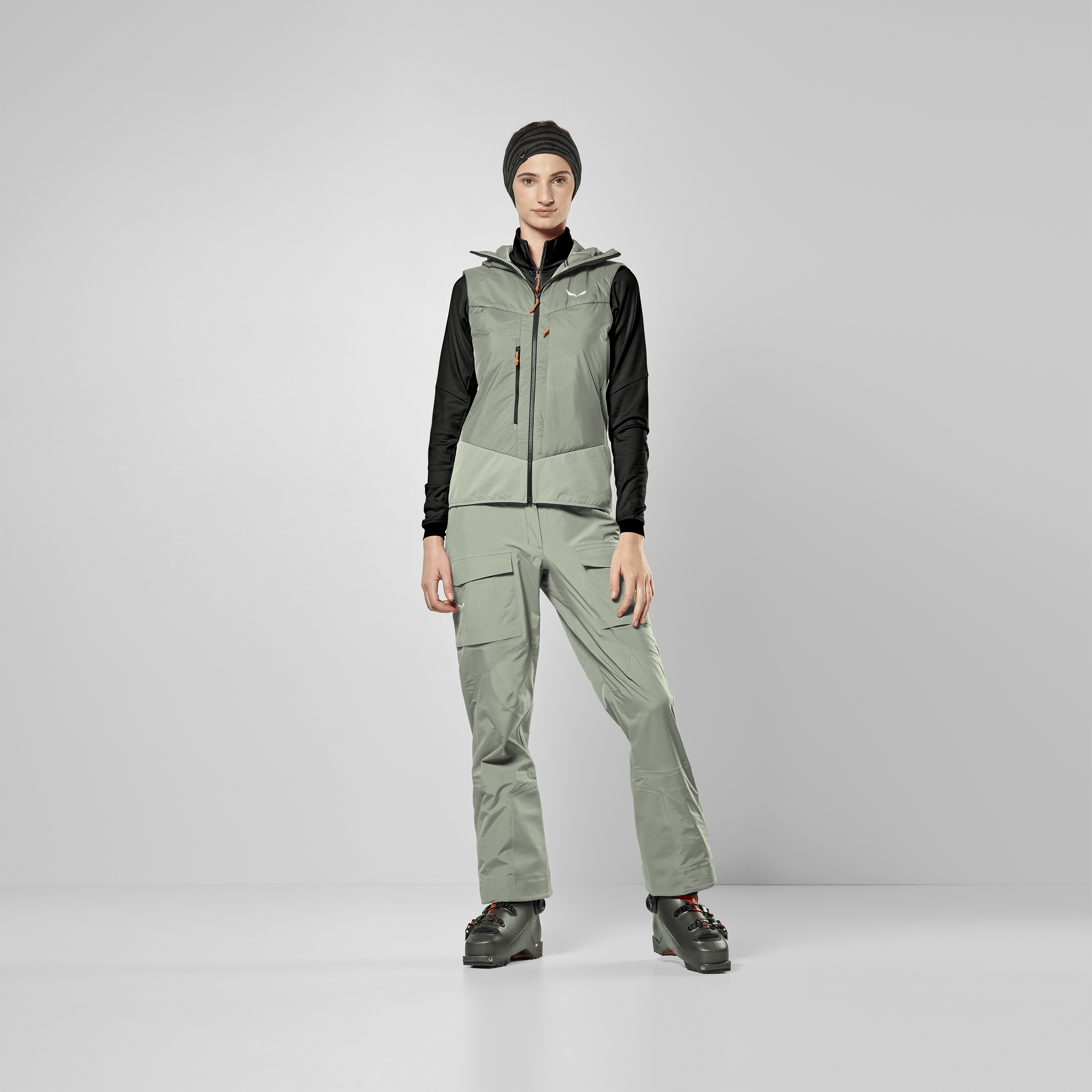 Sella Durastretch/Tirolwool® Responsive Hybrid Gilet Donna on_body image