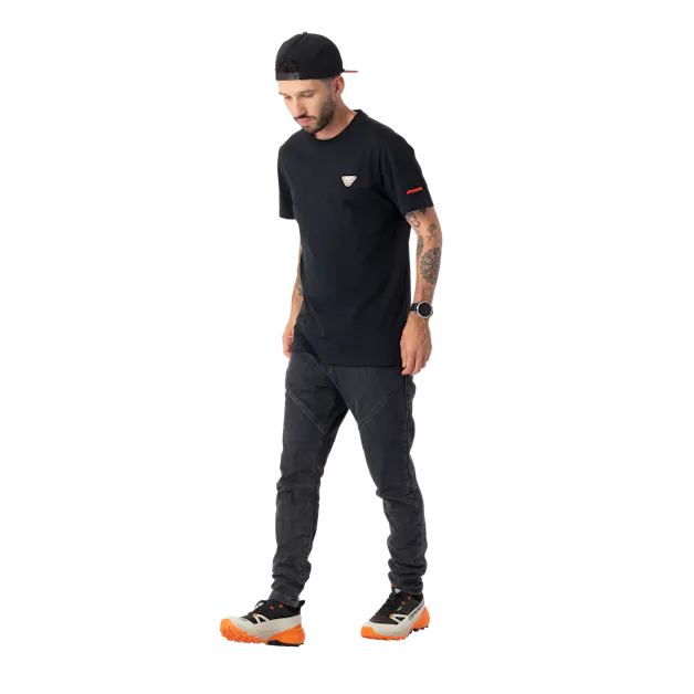 T-shirt Graphic 24/7 da uomo on_body image
