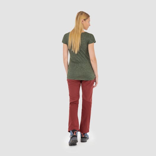 Dolomia Pantalon Femme on_body image