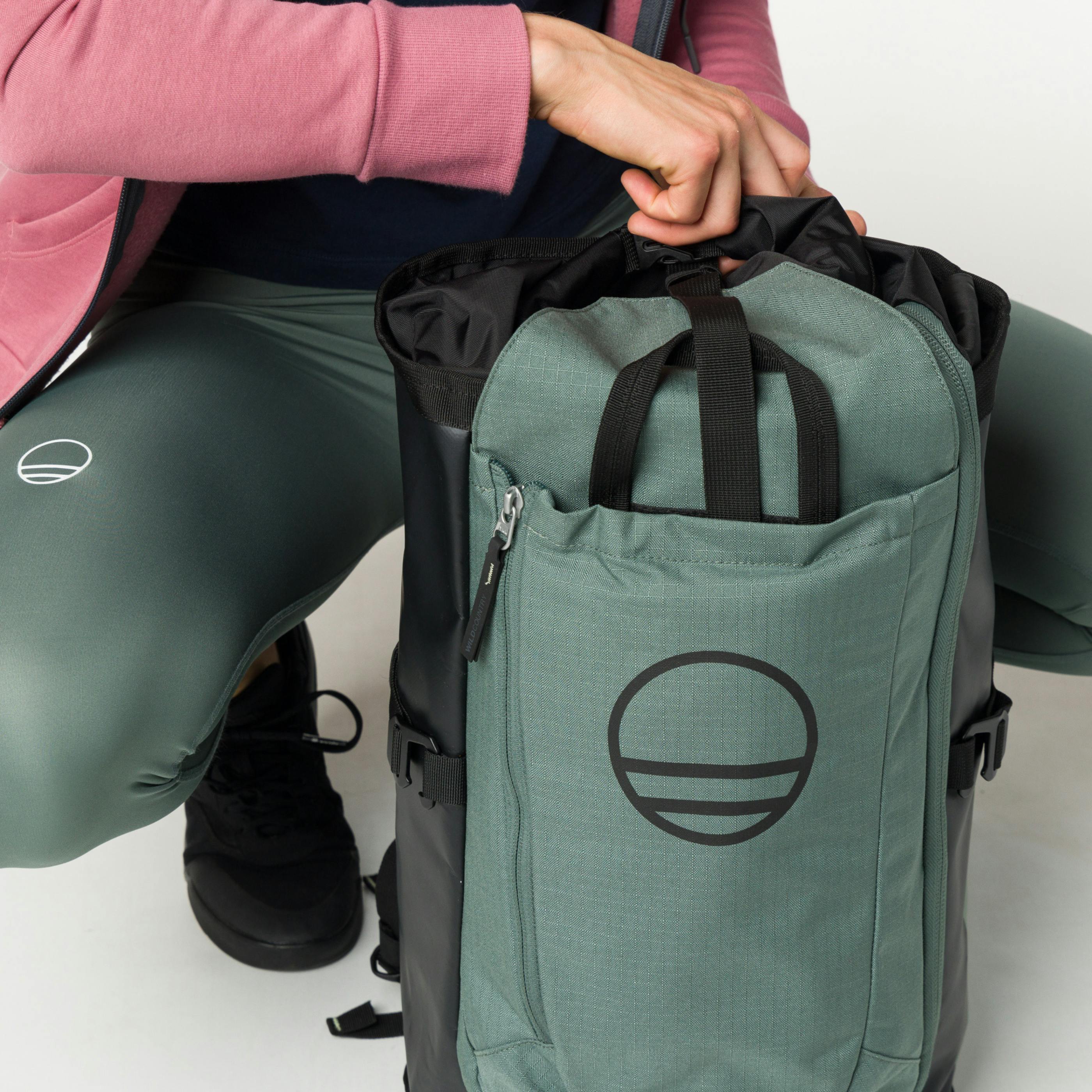 Crag Hauler 25 Rucksack perspective_view image