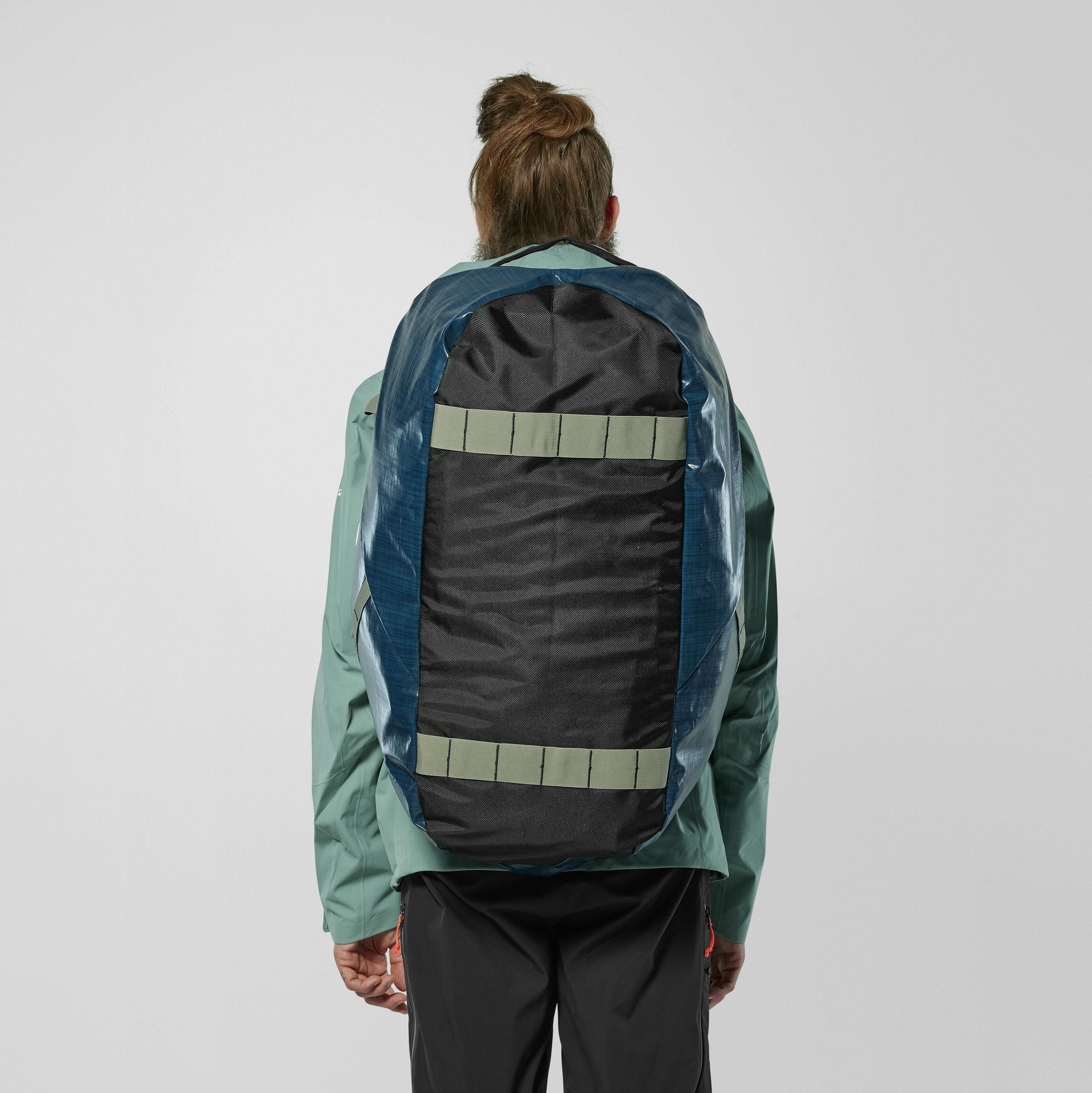 Discovery Duffle Bag L hover image