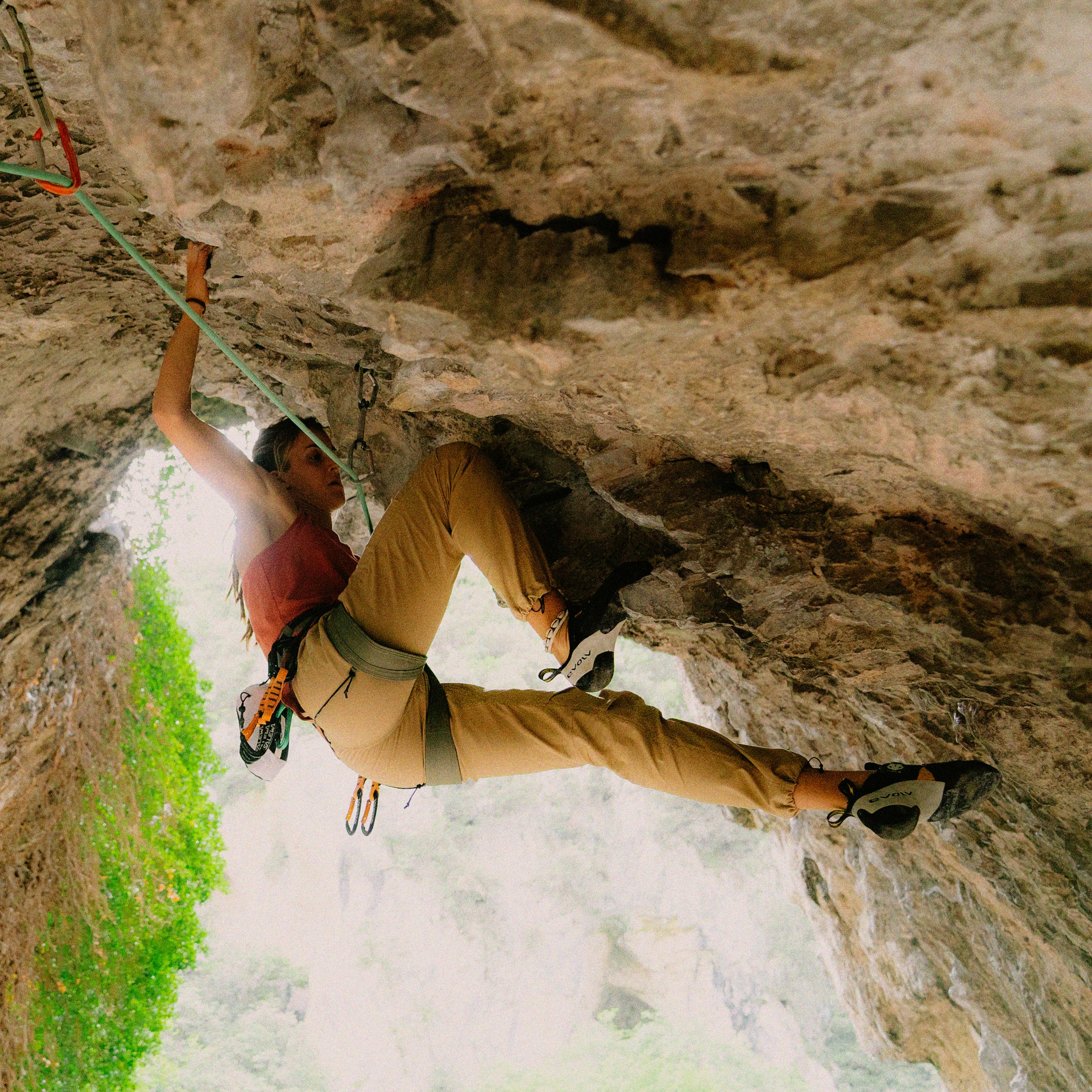 Agner Hemp Pantalón Ripstop Mujer action_shot image