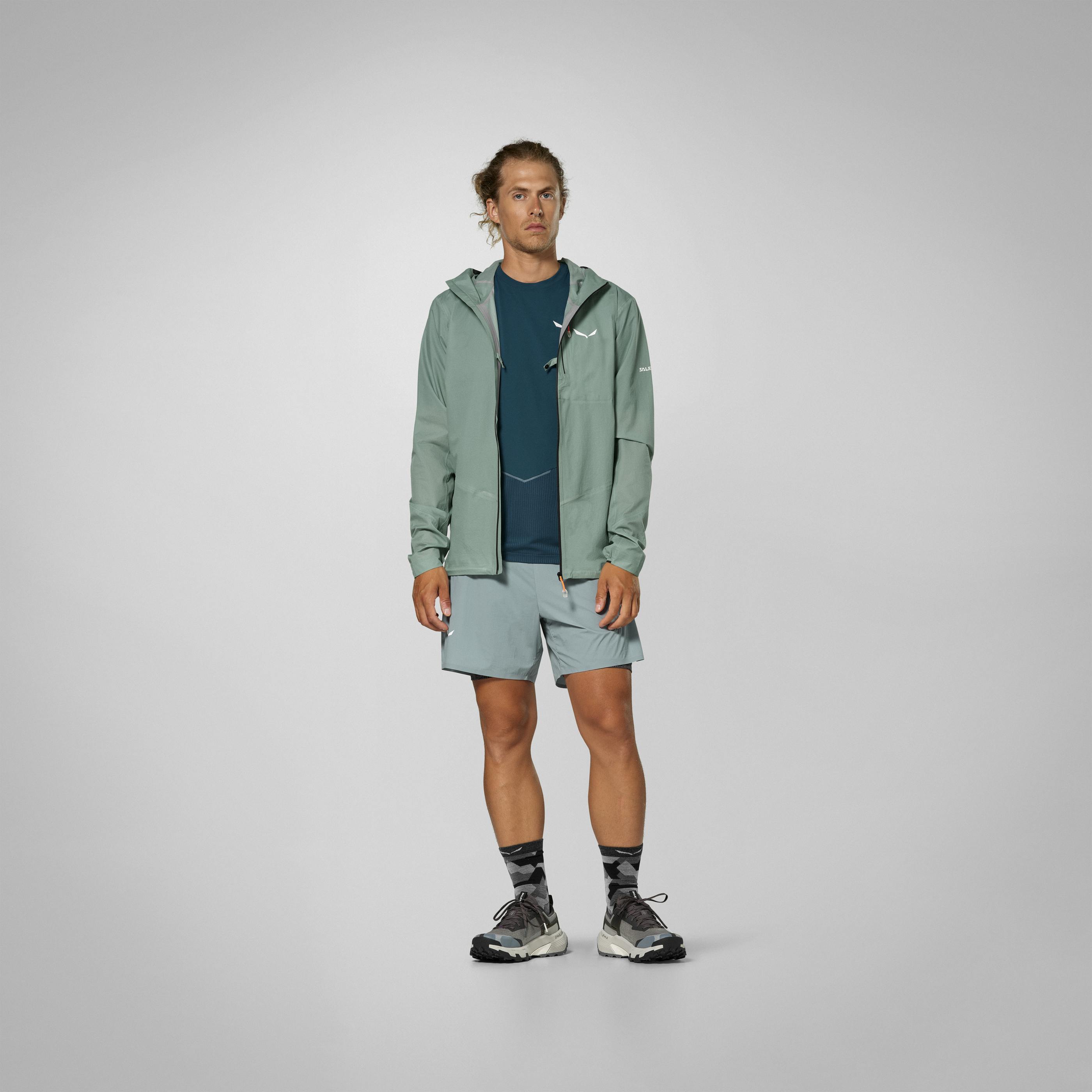 Pedroc 2 Powertex 2.5 Layers Light Jacke Herren on_body image