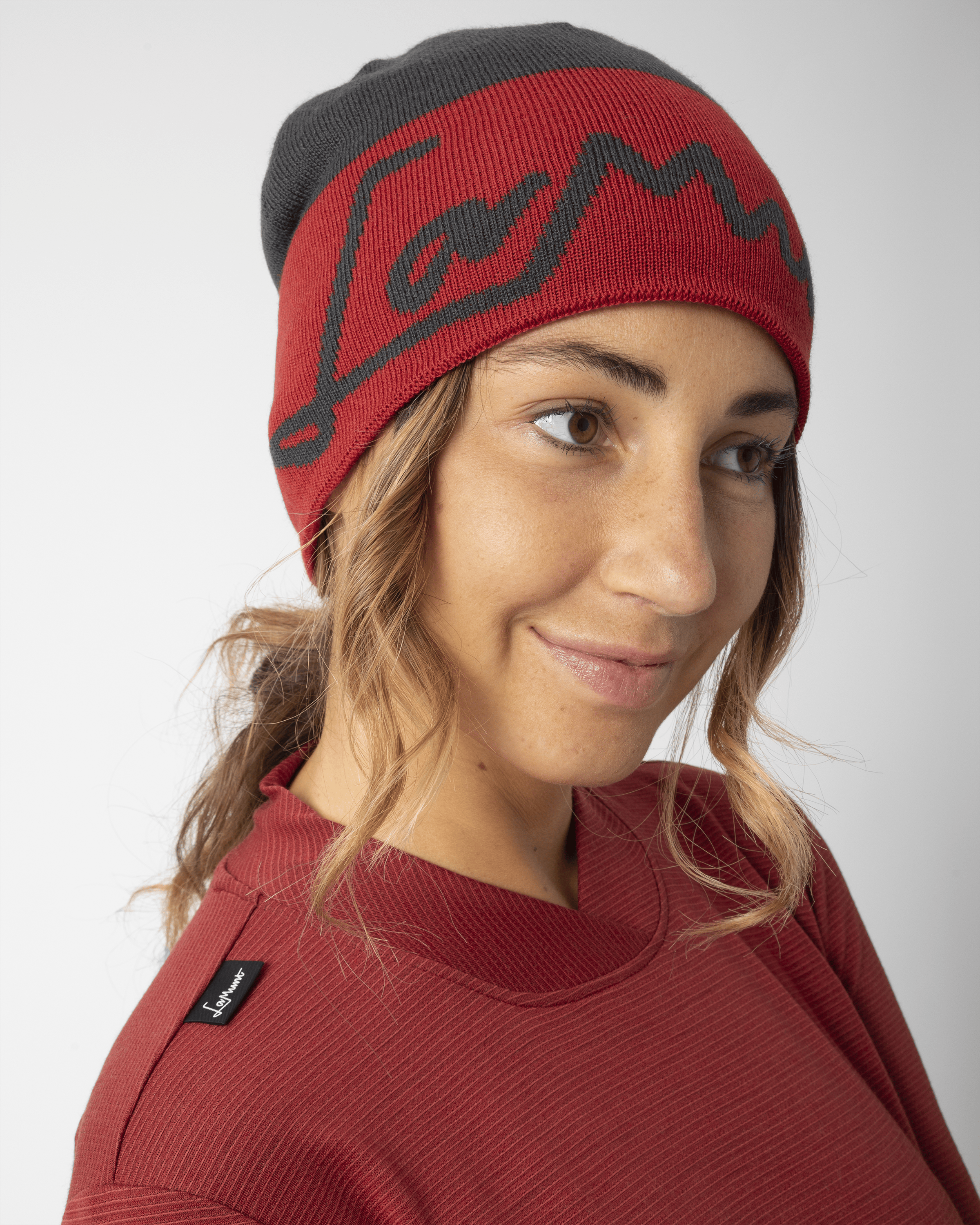 Martha Logo Knit Mütze tech_detail image