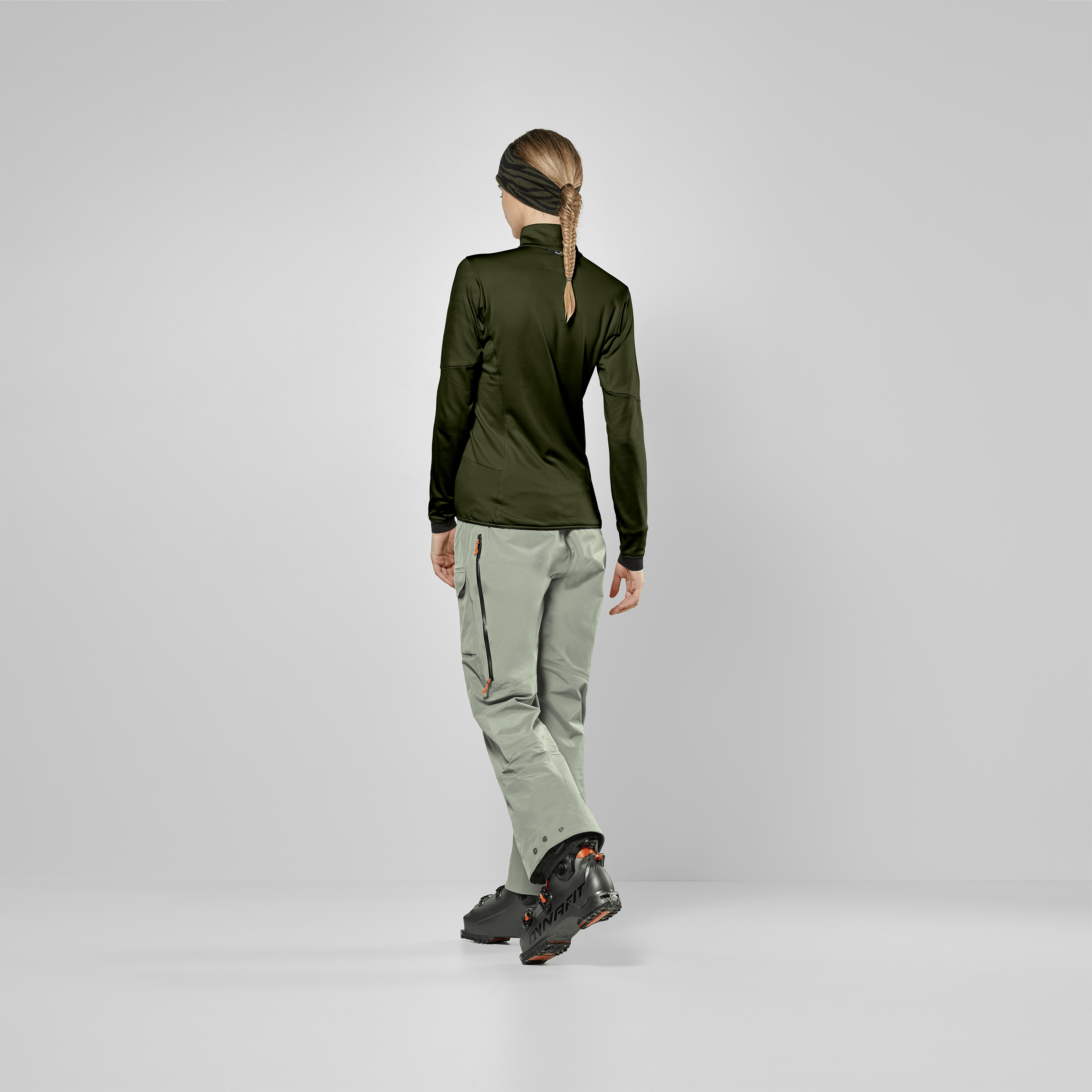 Sella Crevasse Jacket Women on_body image