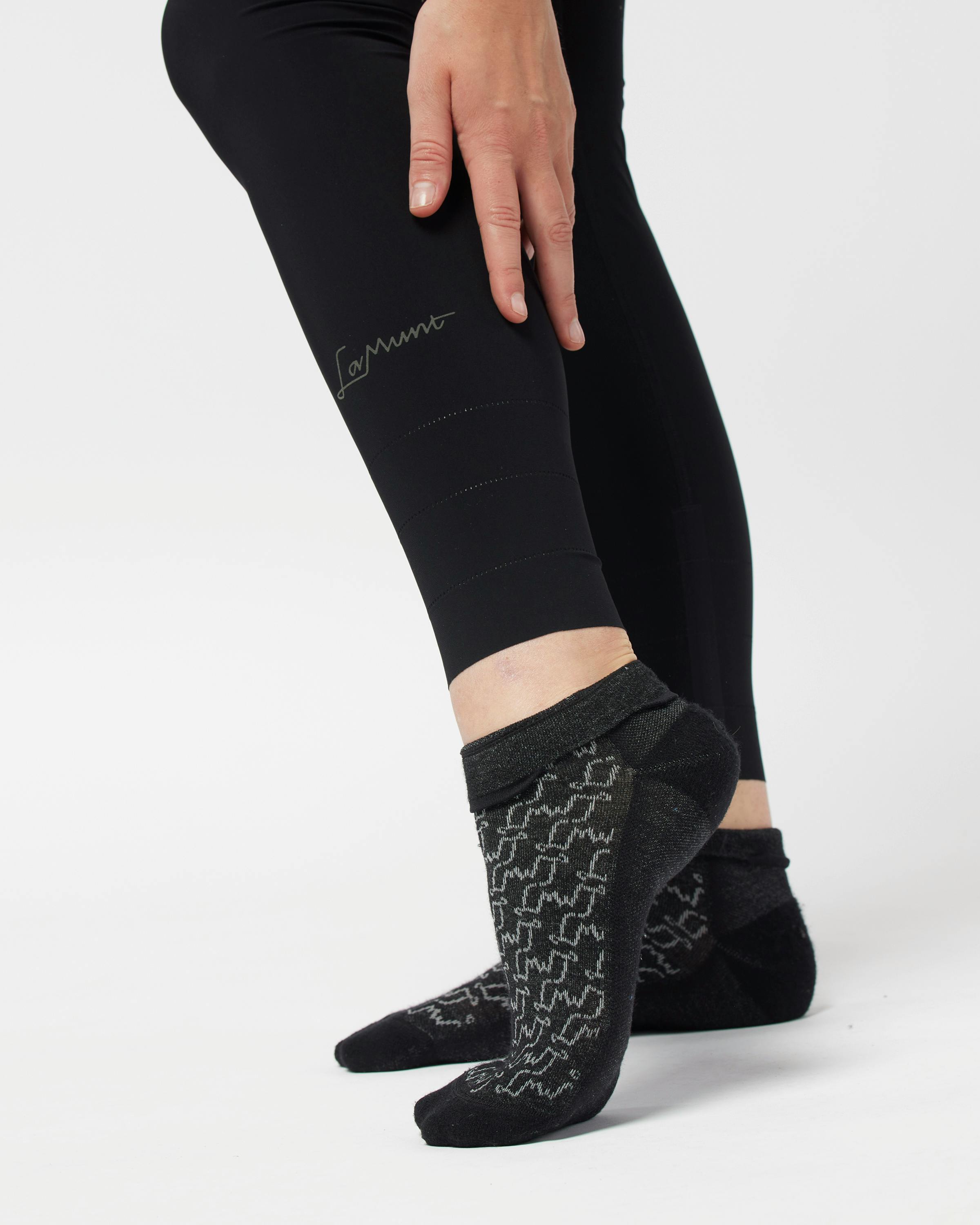 Martha Me-Time Socke action_shot image