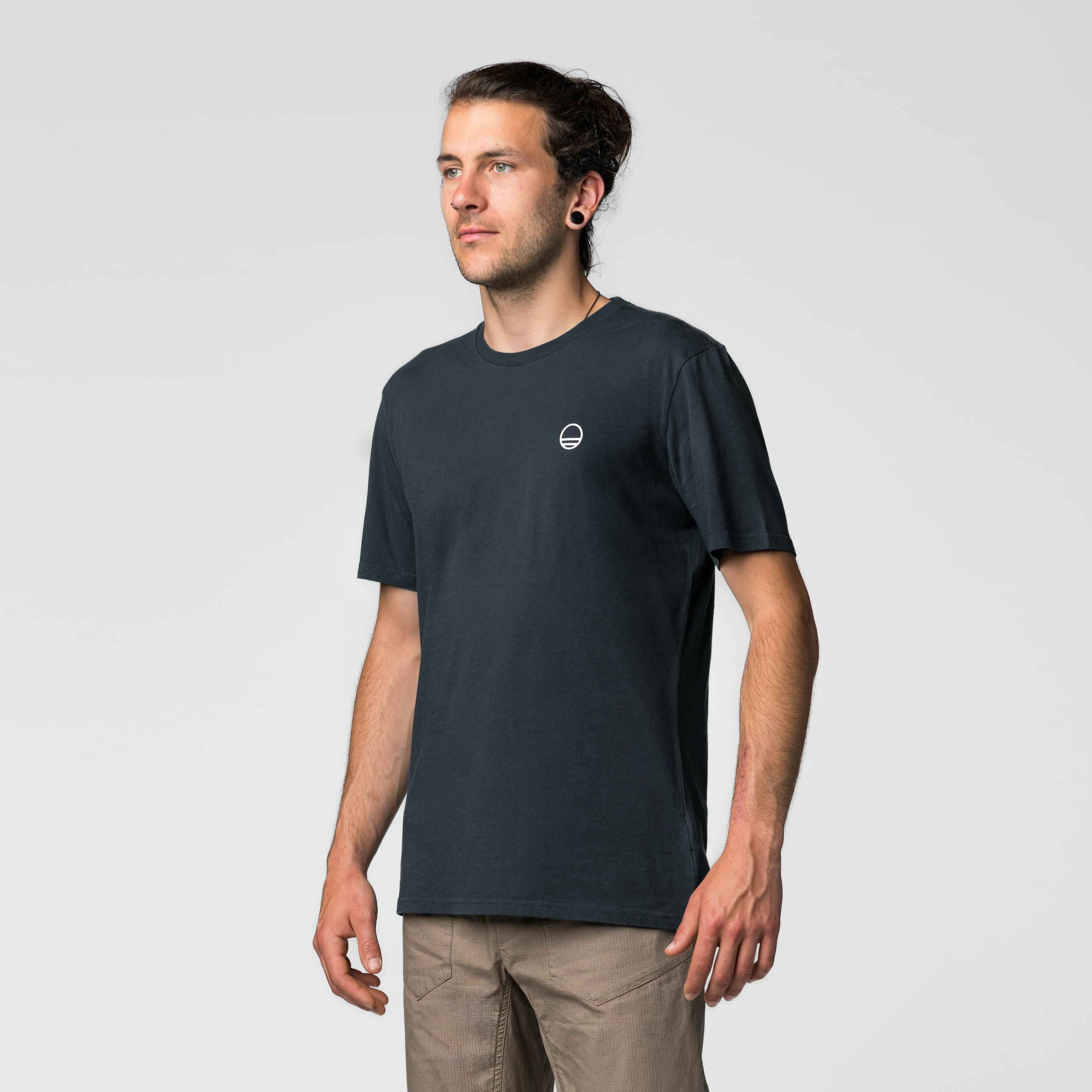 Flow T-shirt Uomo  on_body image