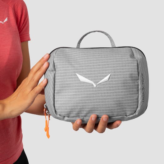 Lavaredo Pouch on_body image