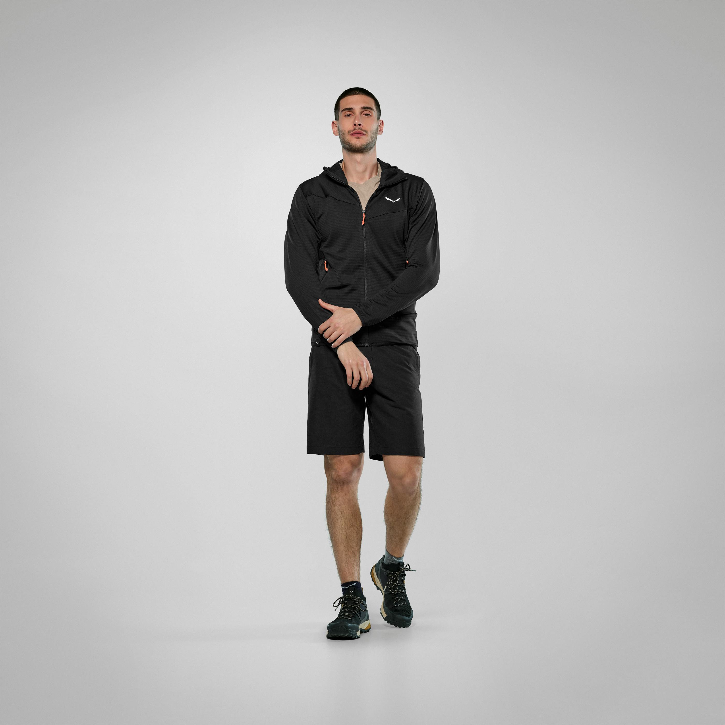 Puez Altavia Polarlite Hooded Jacket Men on_body image