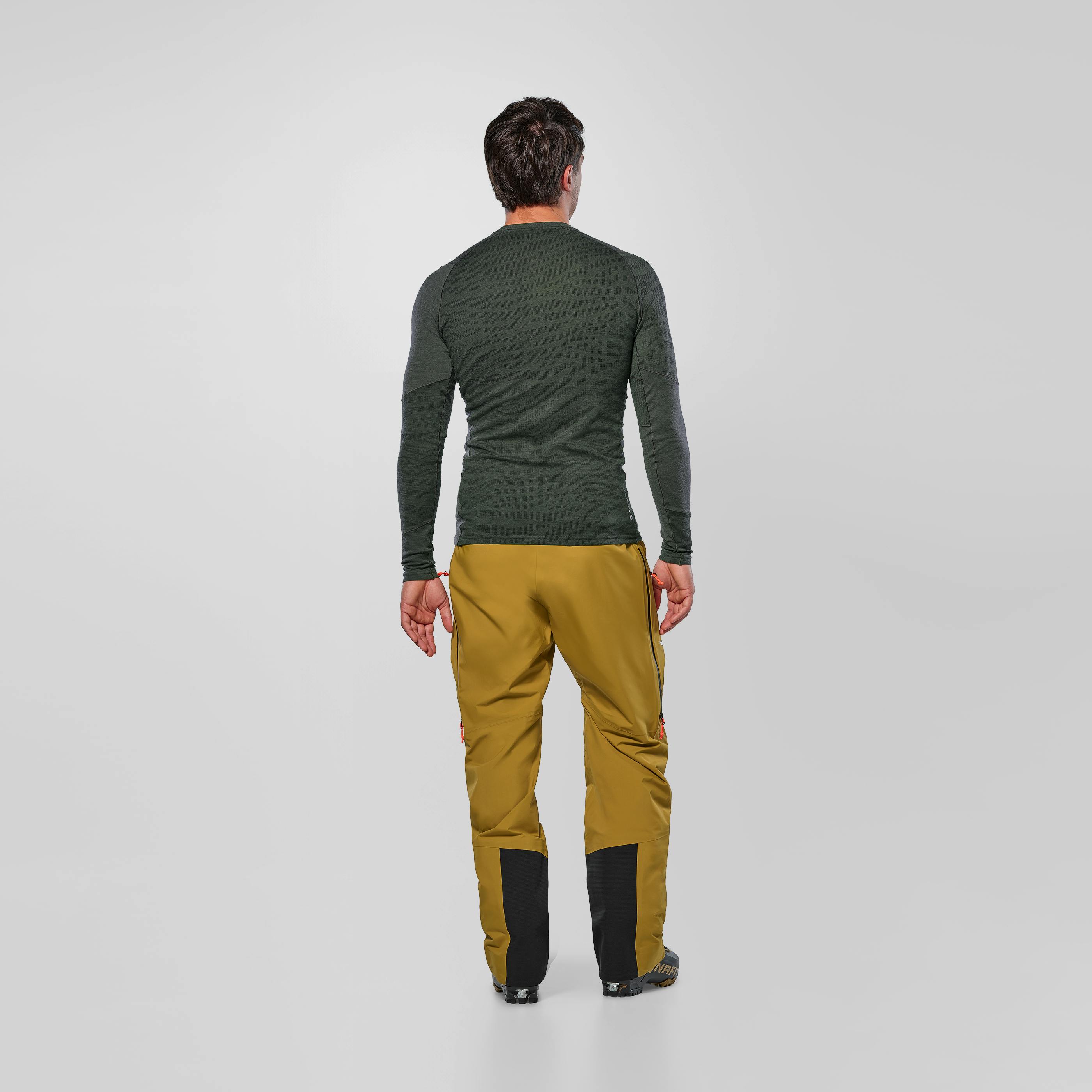 Cristallo Warm Alpine Merino Responsive Baselayer Manches Longues Homme on_body image