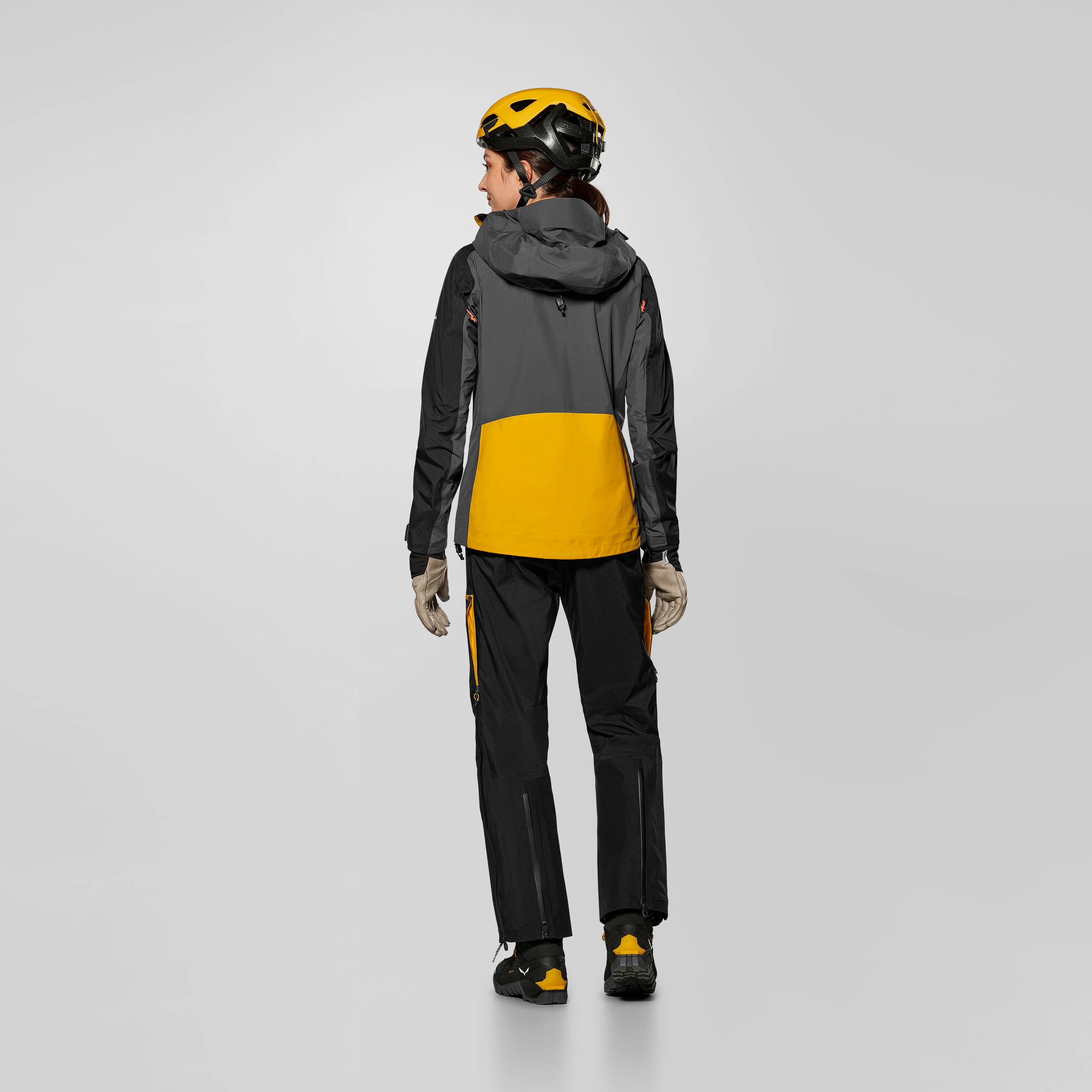 Ortles Powertex 3L Giacca Donna on_body image