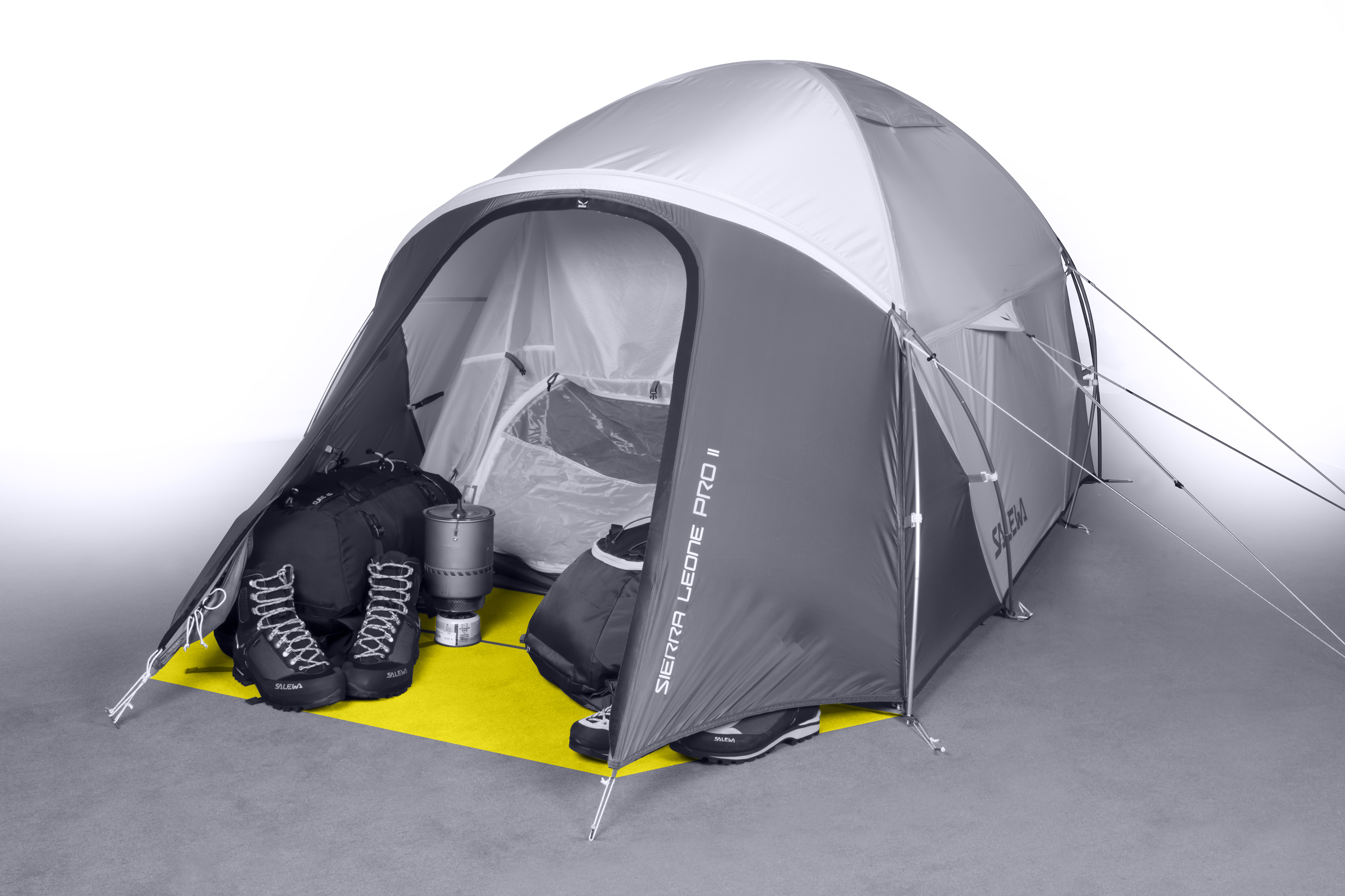 Sierra dome clearance tent