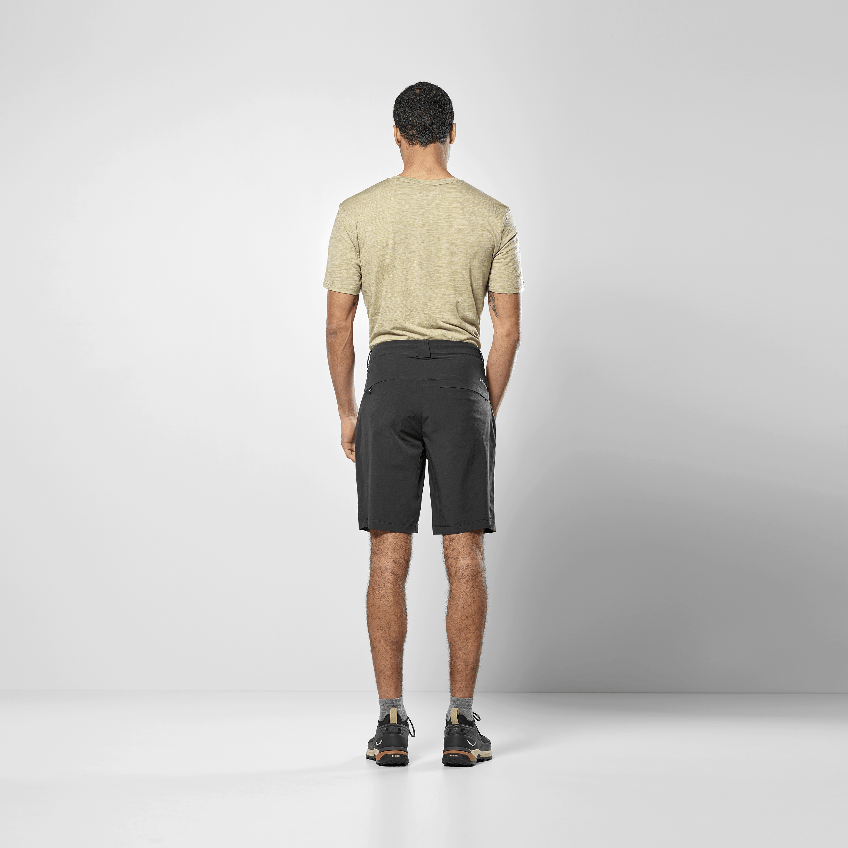 Puez Talveno Durastretch Short Homme on_body image