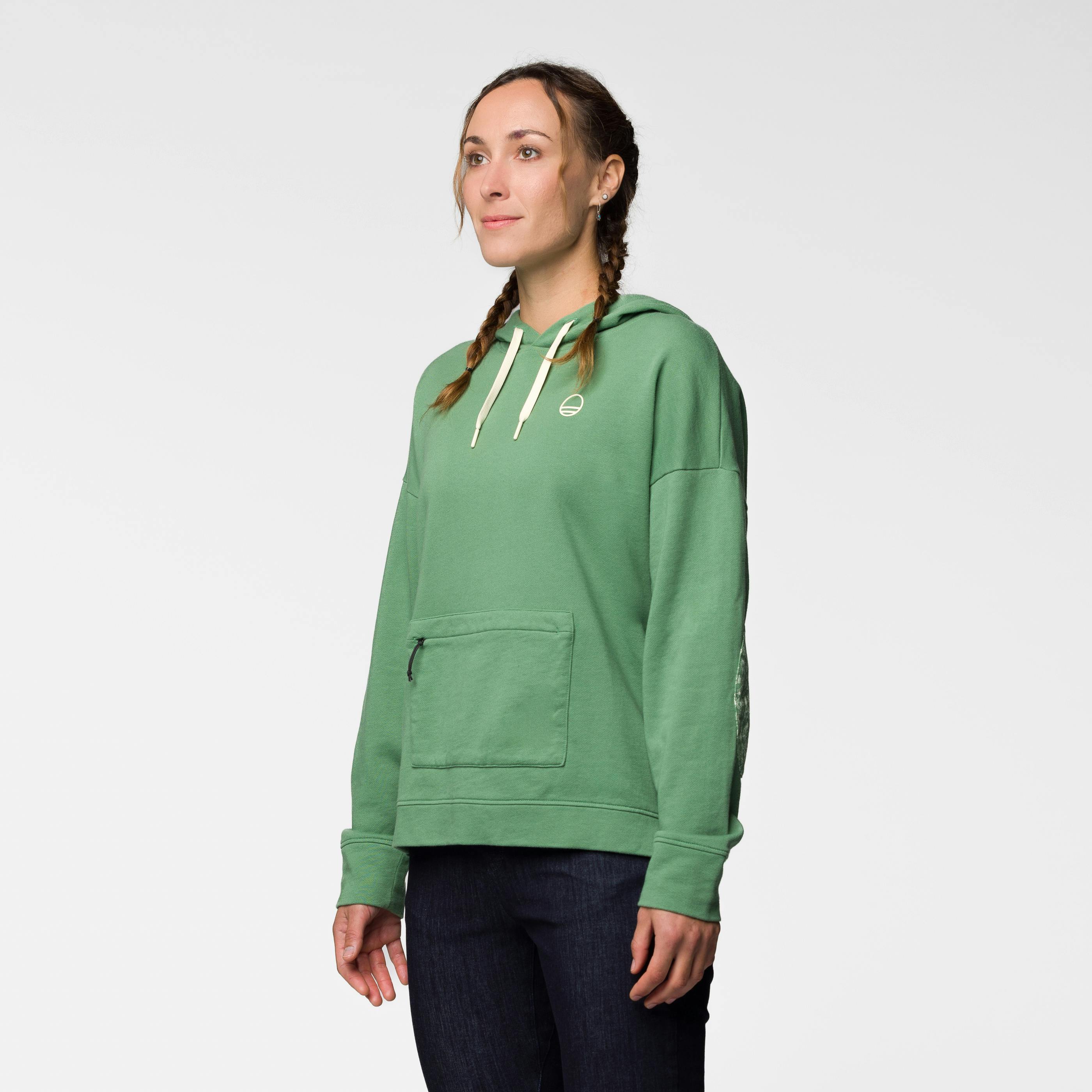Movement Damen Hoodie  on_body image