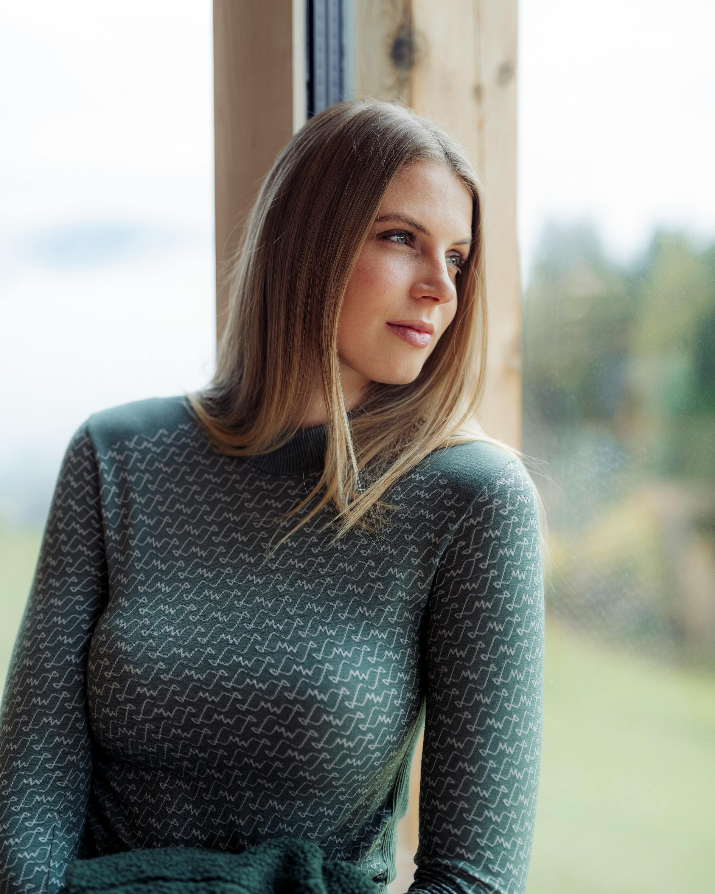 Alice Langarm Kaschmir-Shirt horizontal image