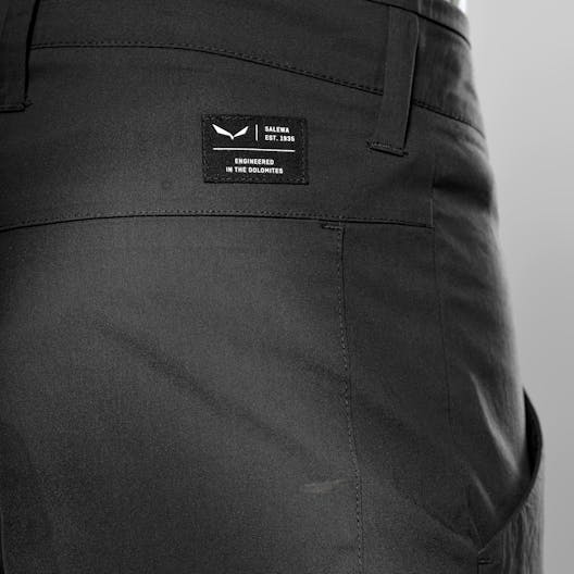 Fanes Light Pantaloncini Uomo tech_detail image