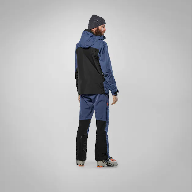 Sella 3 Layers Powertex Hardshell Jacke Herren on_body image