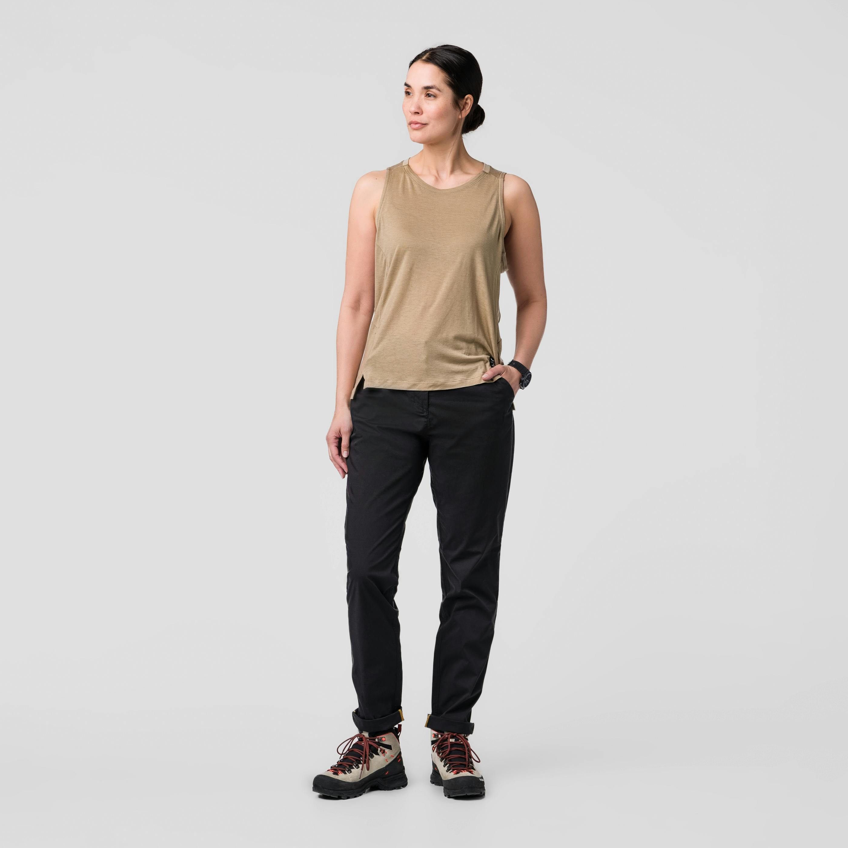 Fanes Merino Tanktop Women on_body image