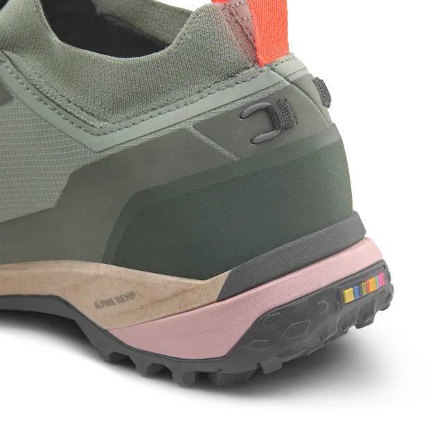Puez Knit Powertex Shoe Women perspective_view image