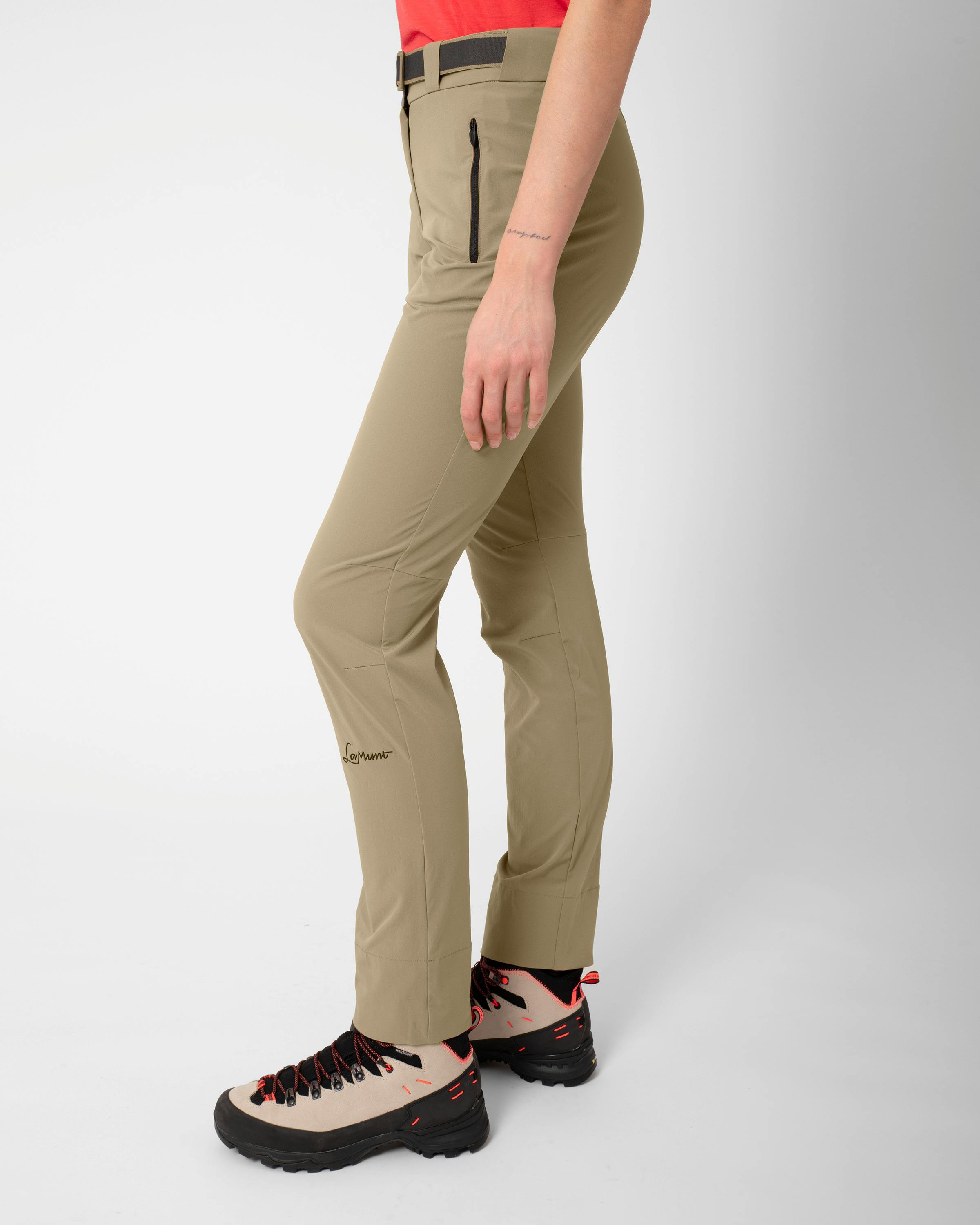 Martha Gürtel action_shot image