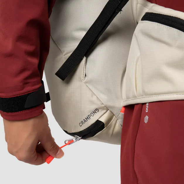 Sella 24L Backpack Women tech_detail image