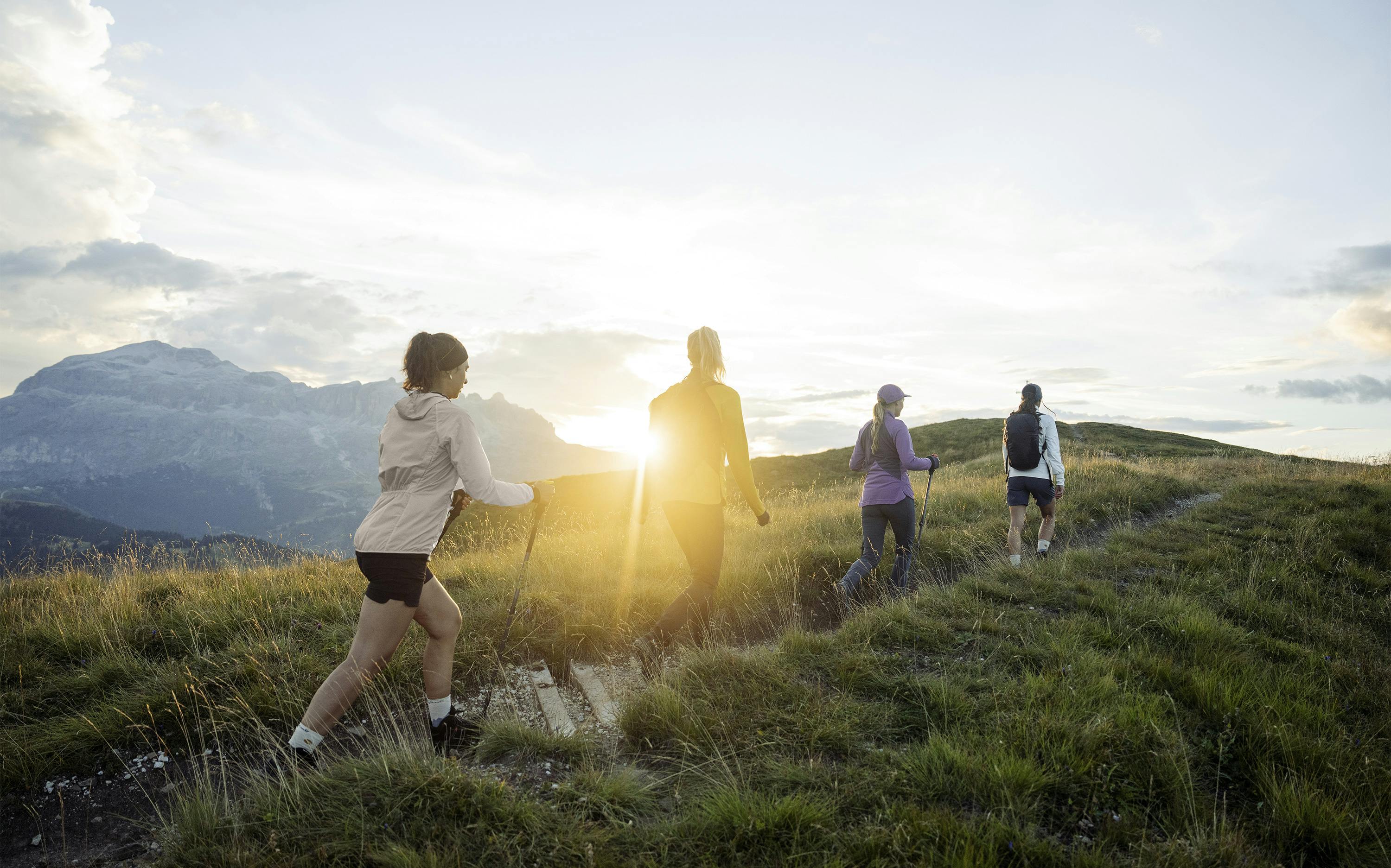 Marina Giacca Antivento horizontal image