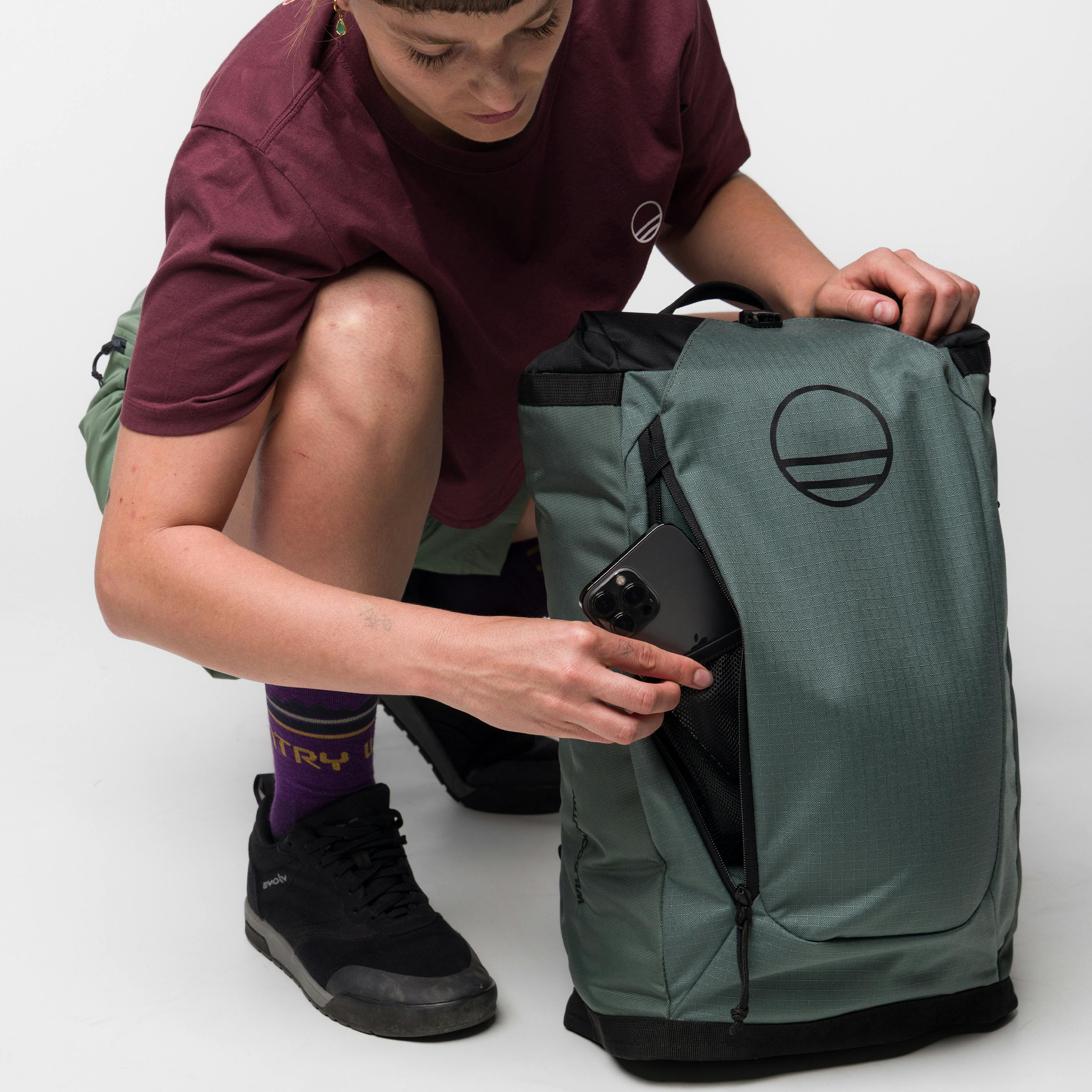 Base Hauler 25 Rucksack on_body image