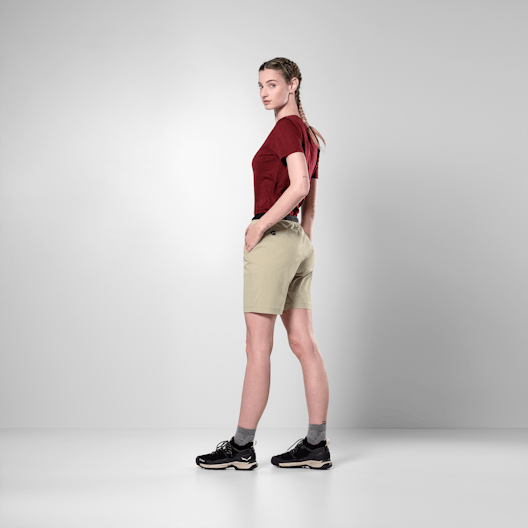 Puez 4 Pantaloncini Donna on_body image