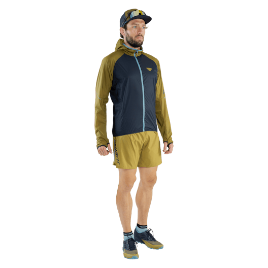 Alpine Running Shoe Men on_body image