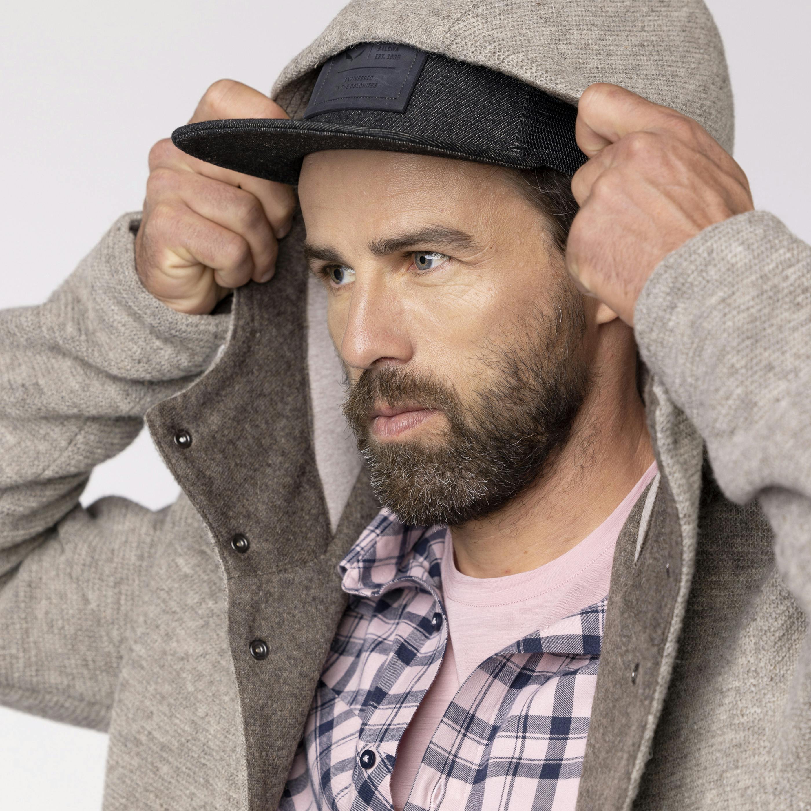  Sarner Undyed Wool Hooded Jacket Men tech_detail image