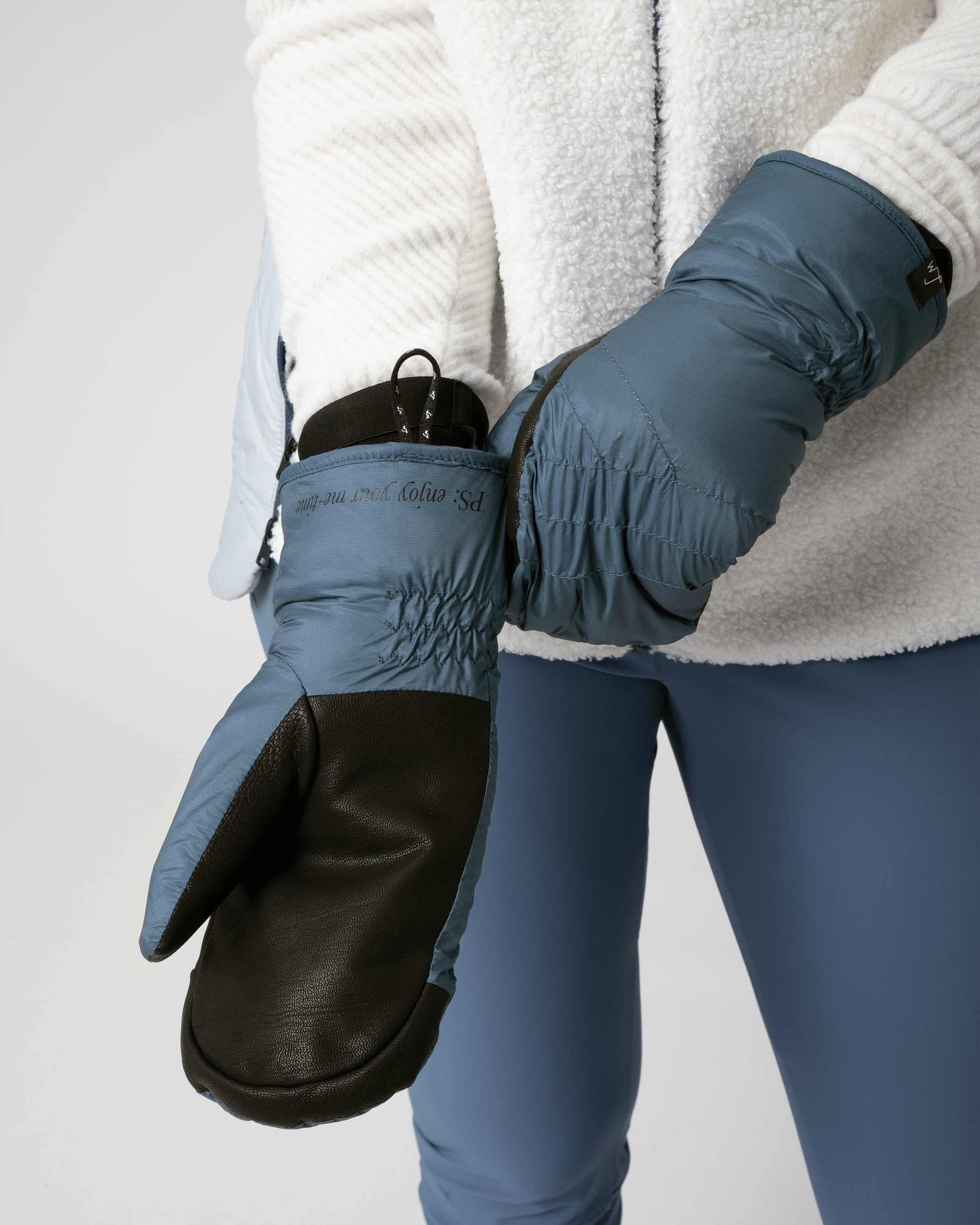 Sandra Fäustlinge tech_detail image