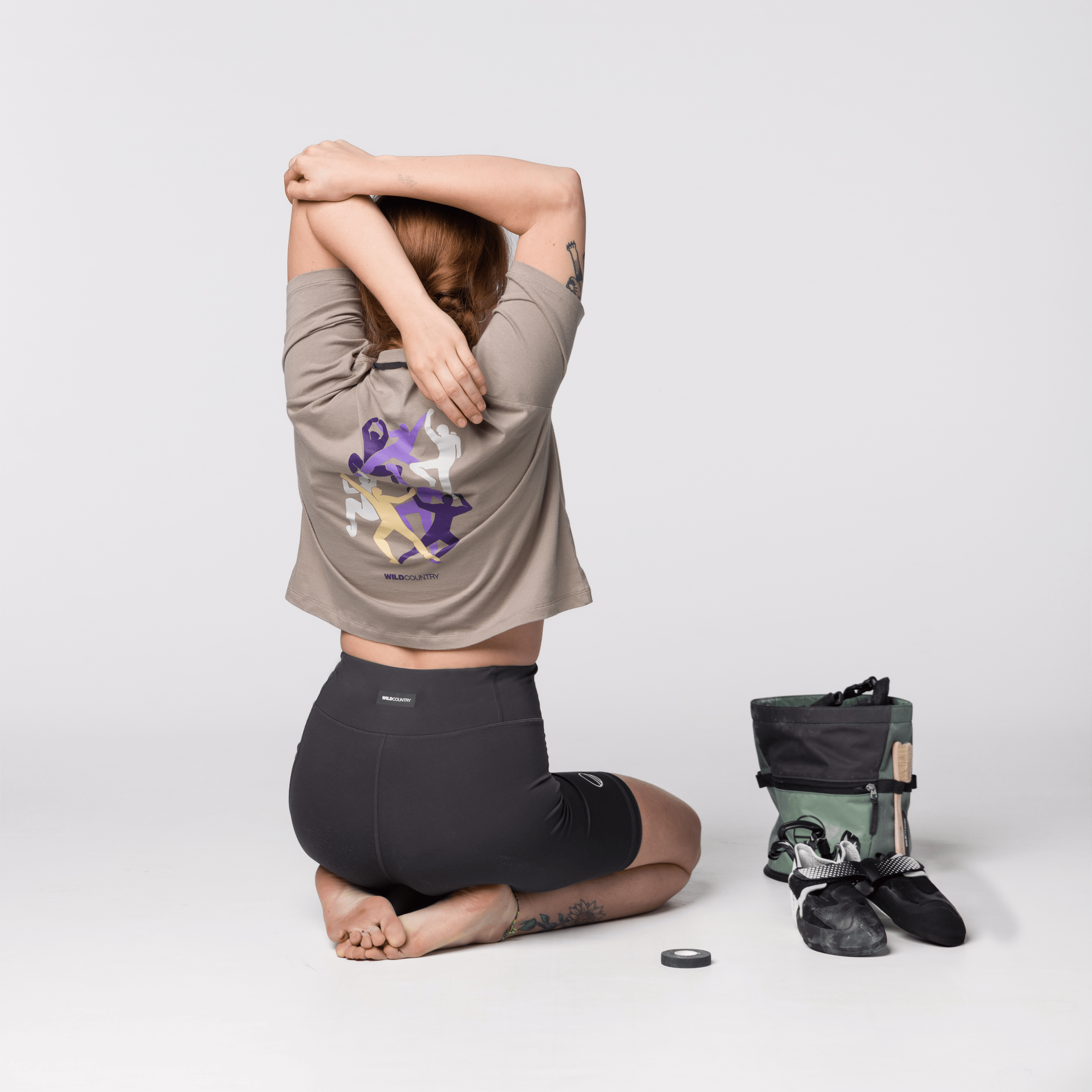 Session 2 Woman Mid Leggings  on_body image