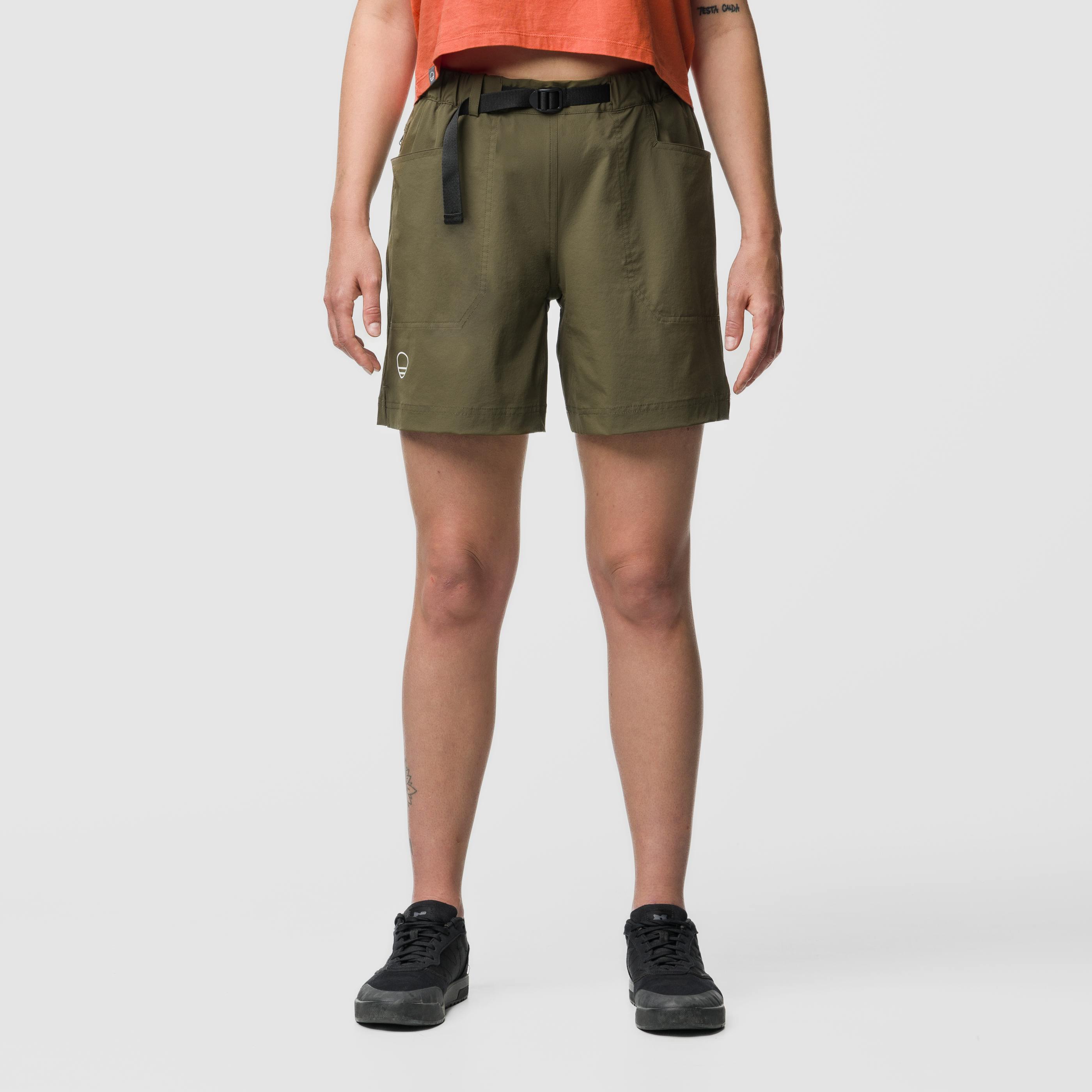 Movement 2 Shorts Damen  hover image