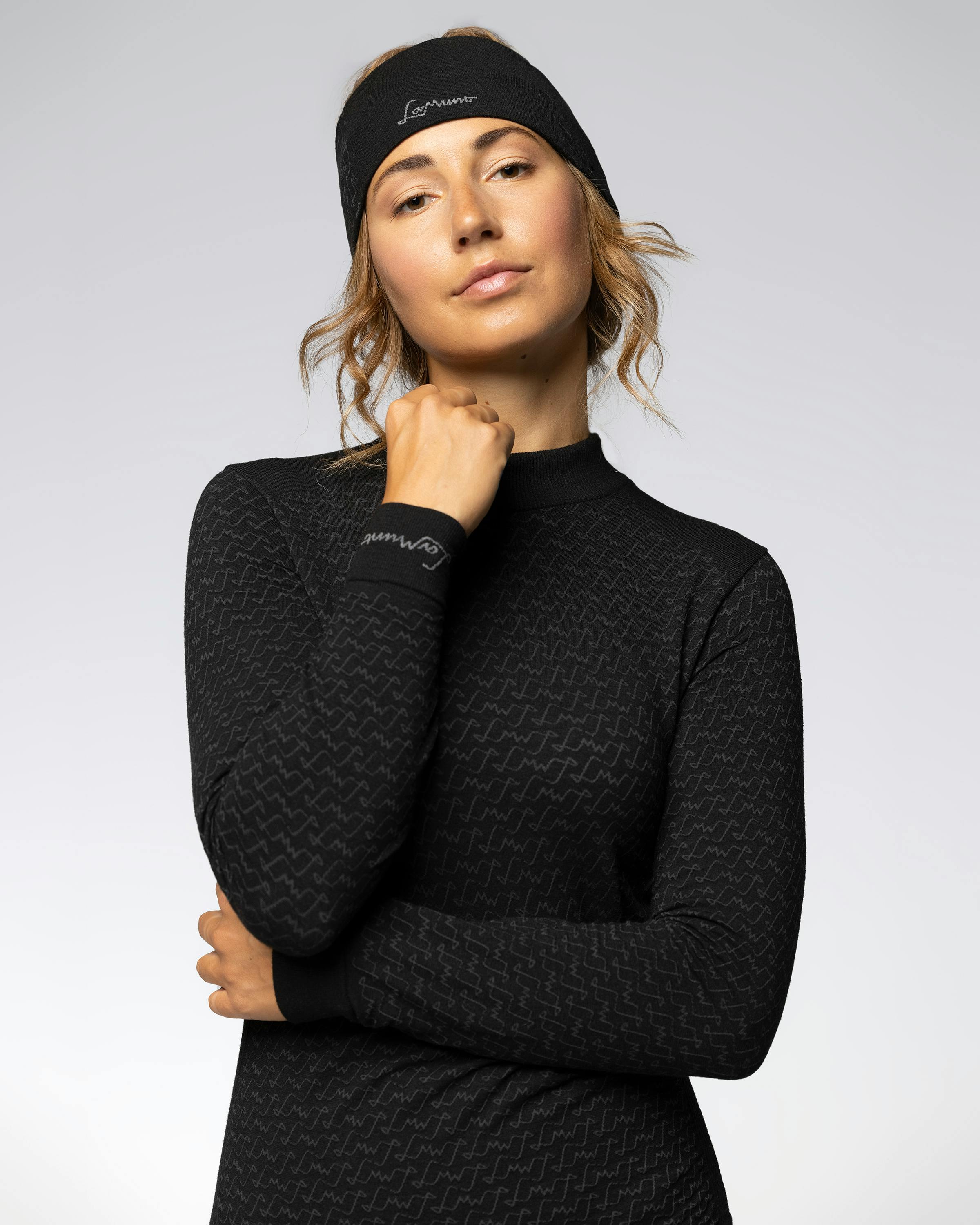 Alice Fascia In Cashmere  action_shot image