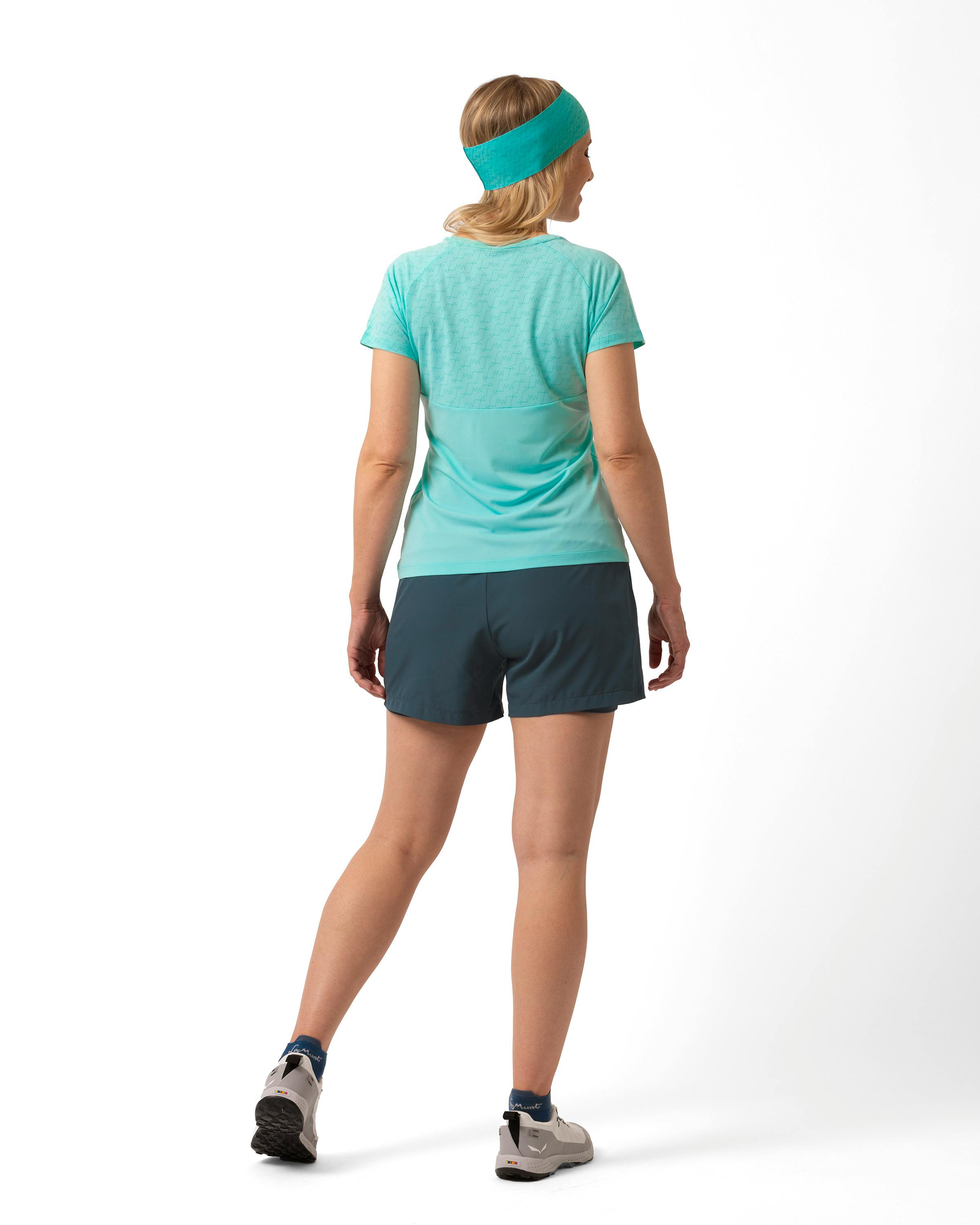 Lara Shirt perspective_view image