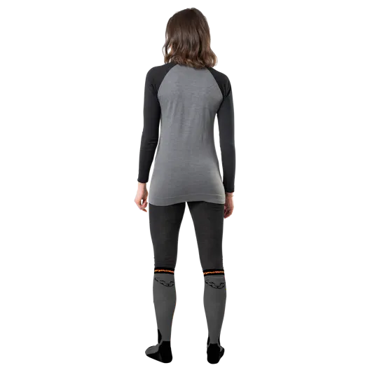 Tour Light Merino Long Sleeve Shirt Women on_body image