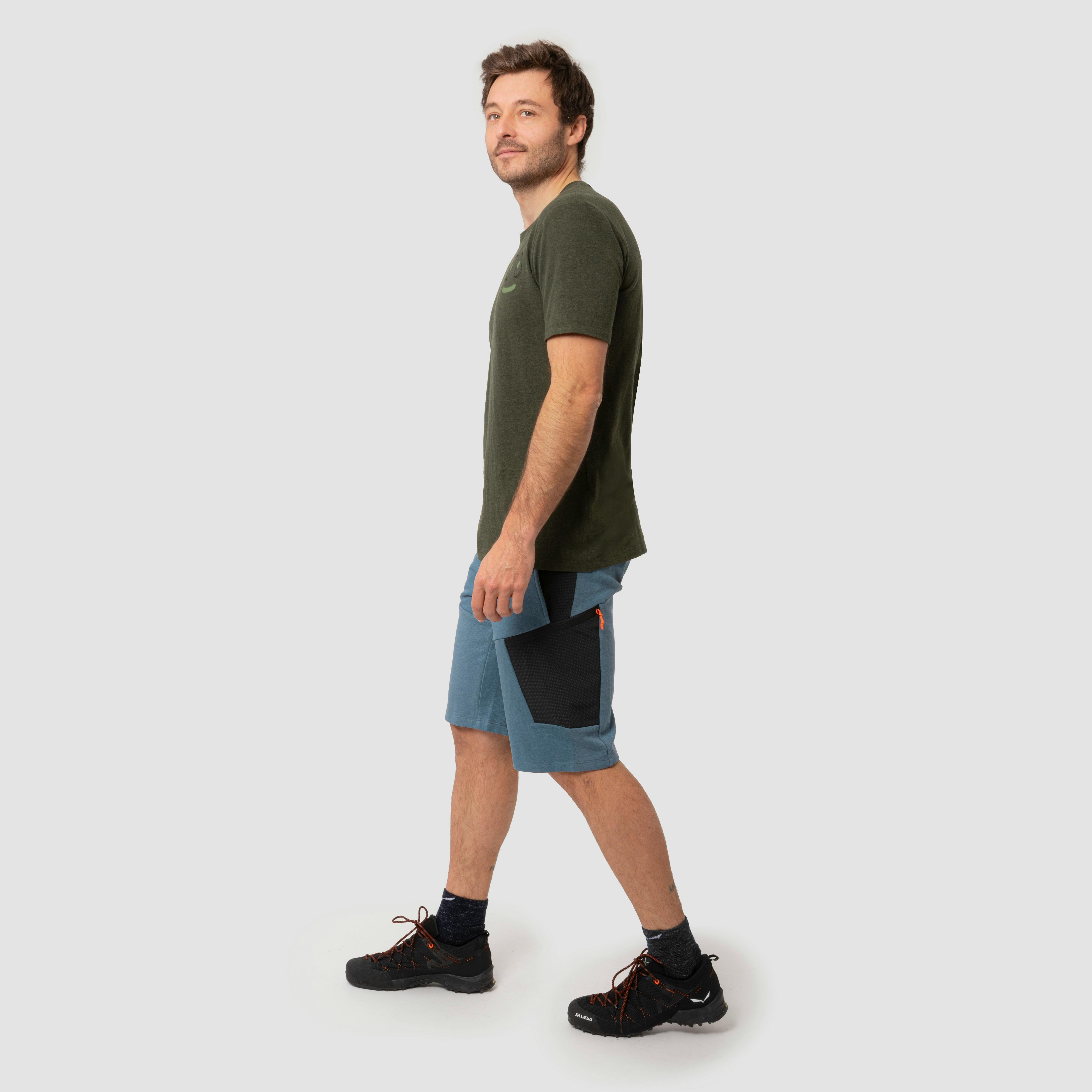 Lavaredo Hemp Train Shorts Herren on_body image