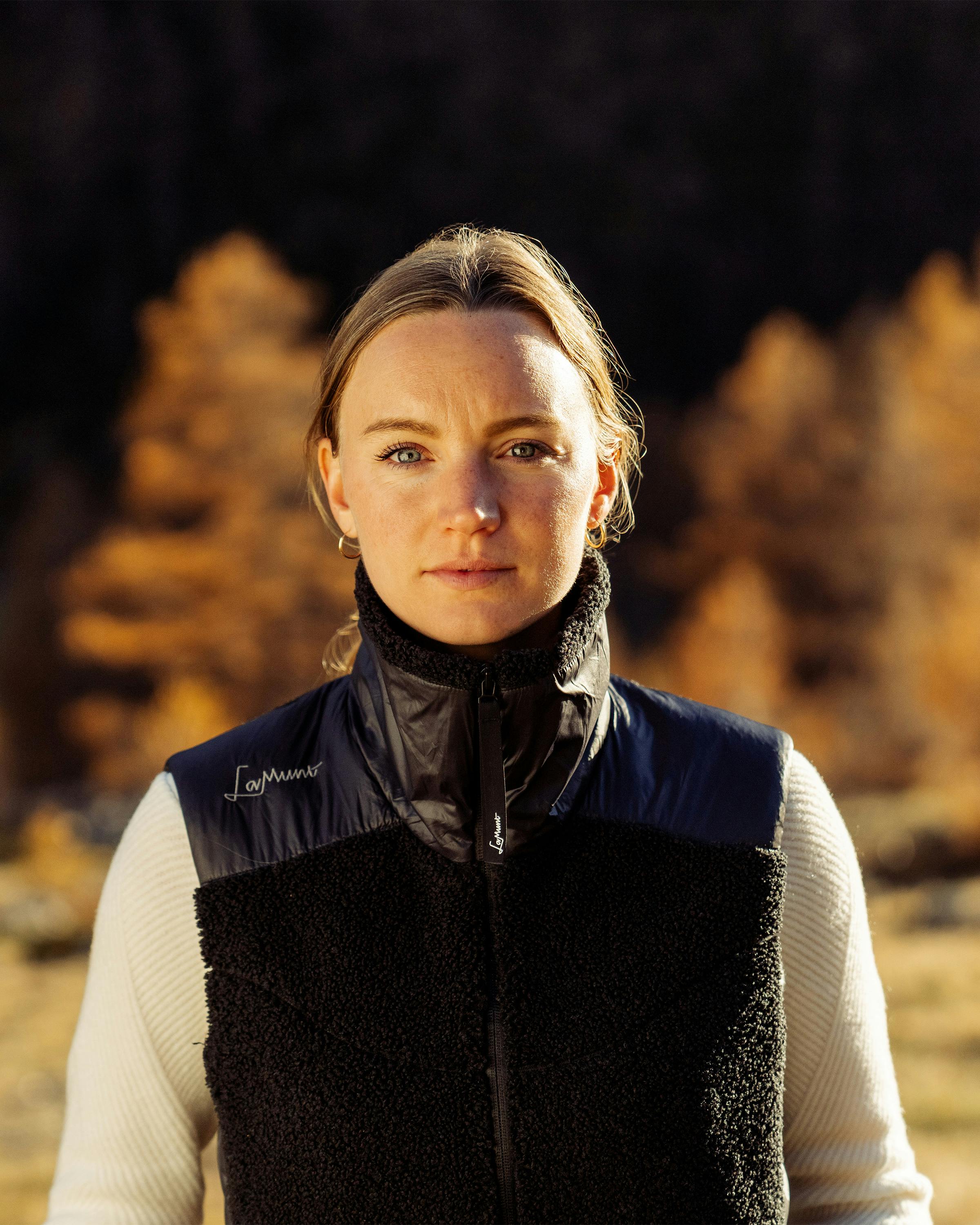 Sophia Gilet perspective_view image