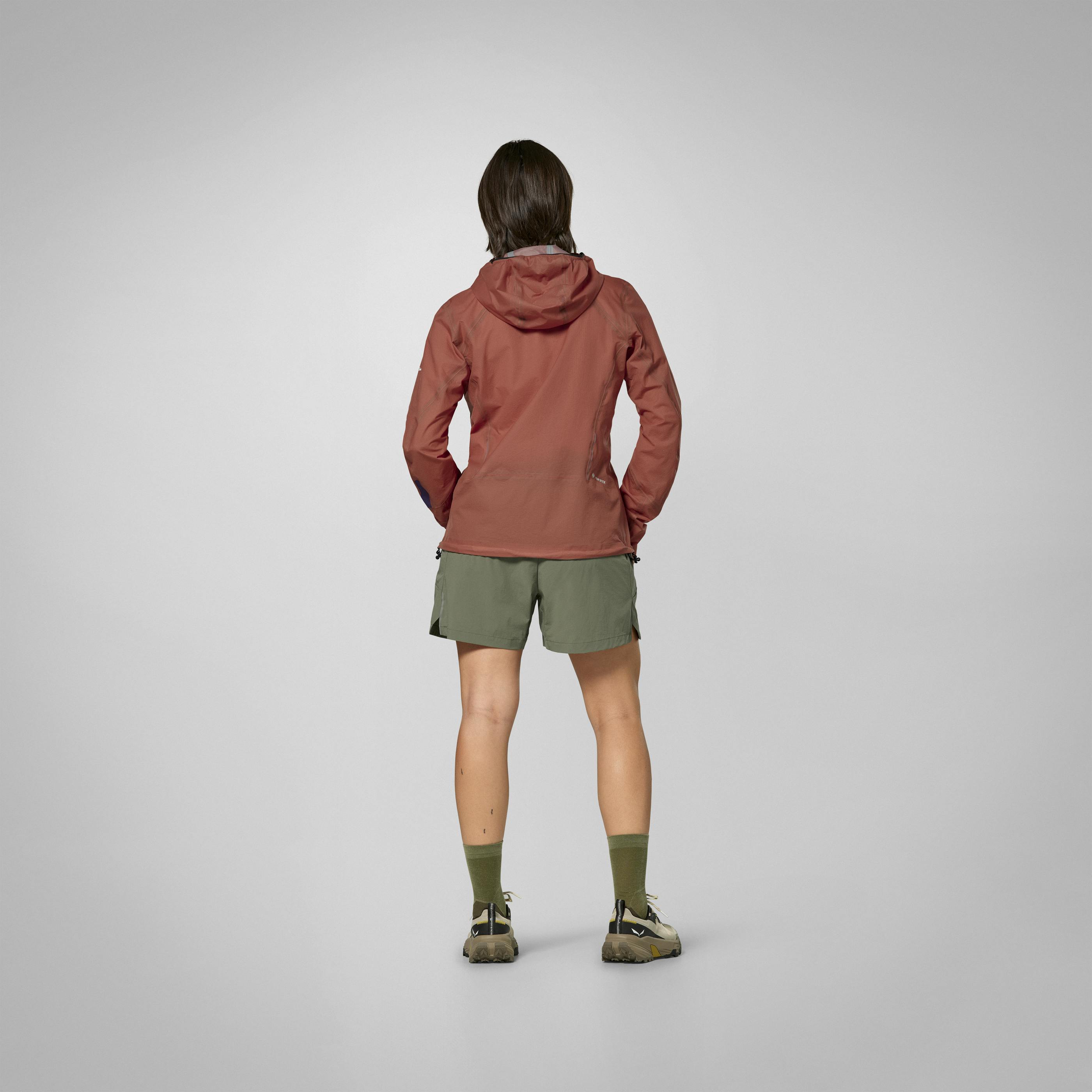 Pedroc 2 Powertex 2.5 Layers Light Jacke Damen on_body image