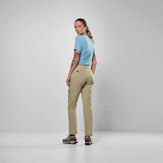 Puez Talveno Durastretch Pantalon 2 en 1 Femme on_body image