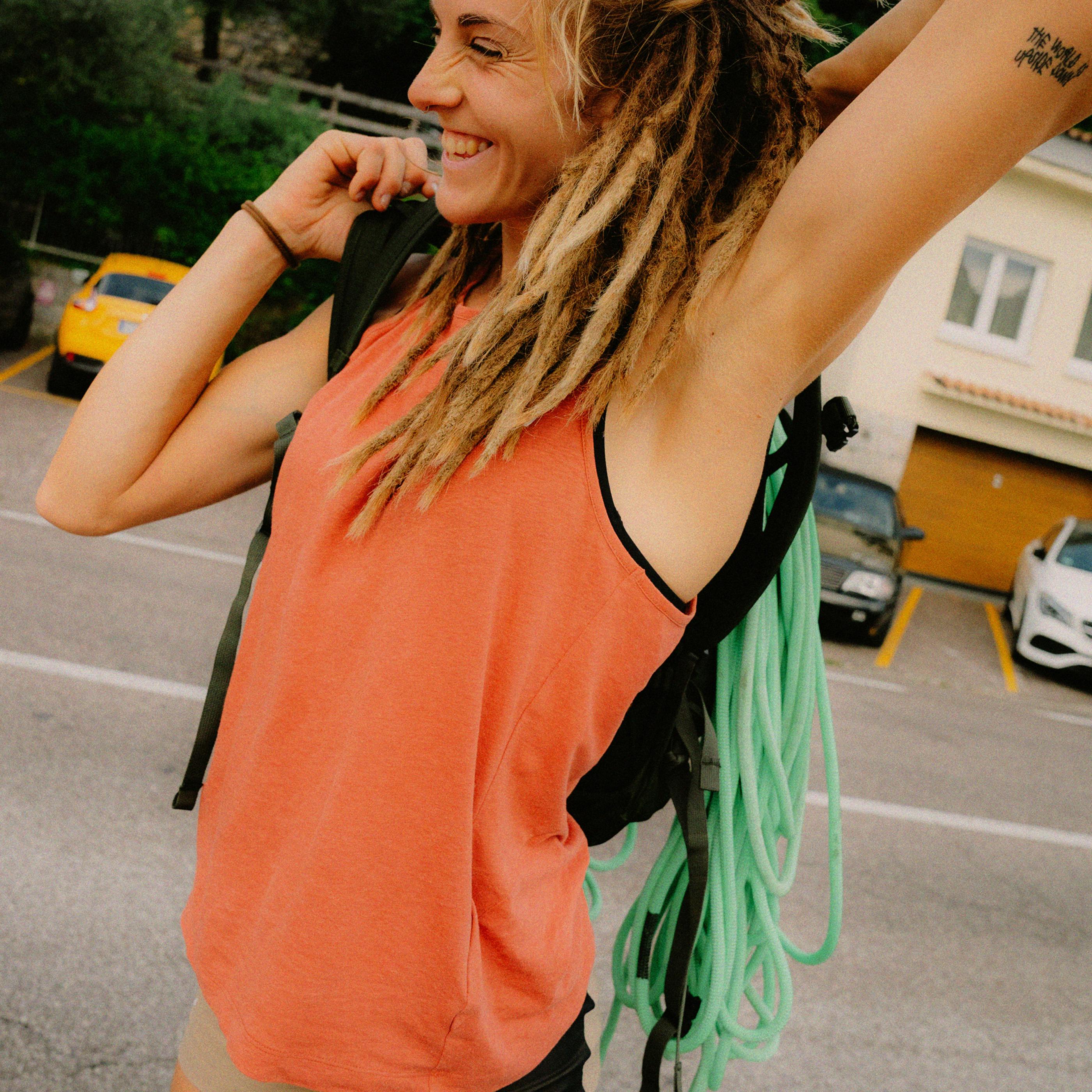 Agner Hemp Durastretch Tanktop Women action_shot image