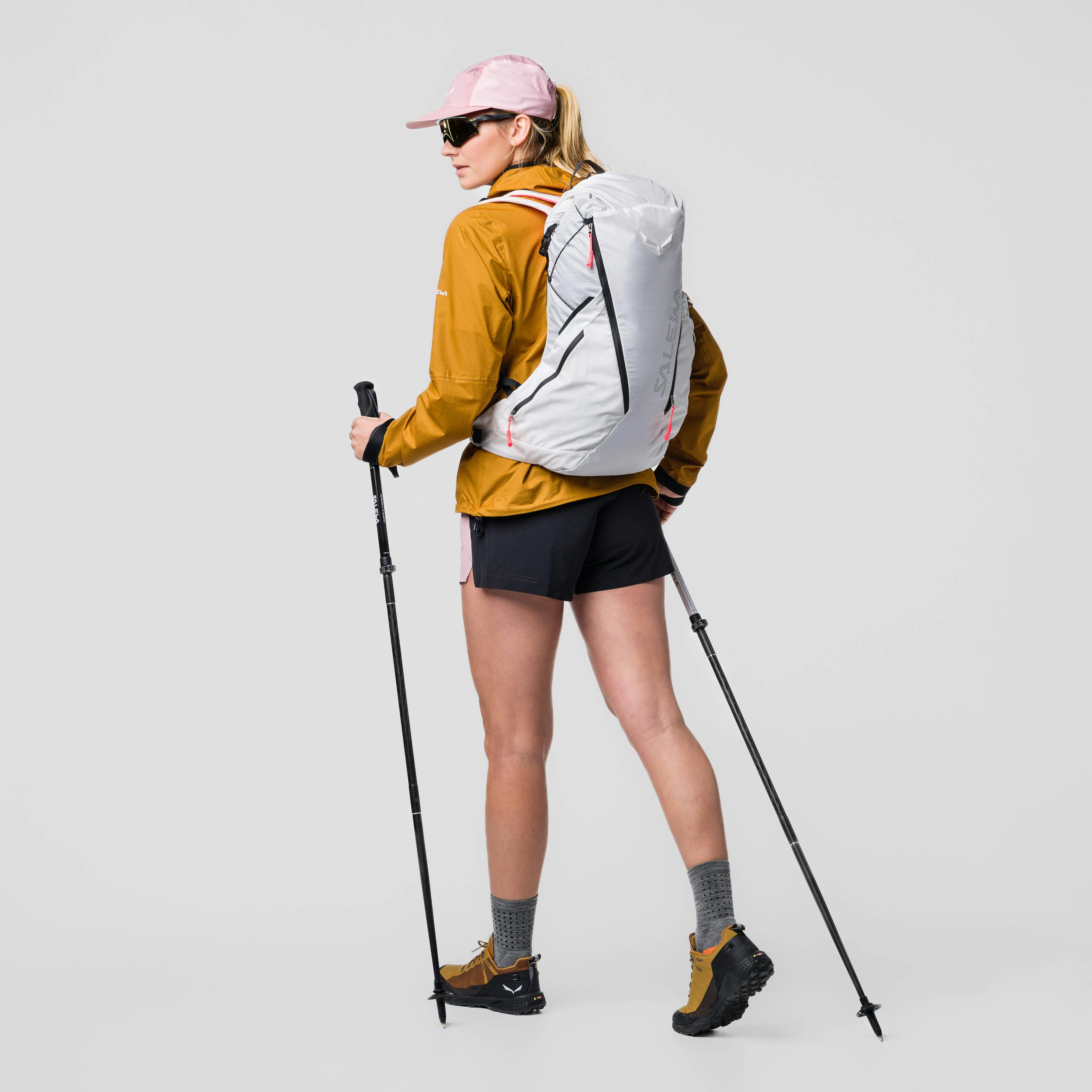 Pedroc Pro 20L Rucksack Damen  on_body image