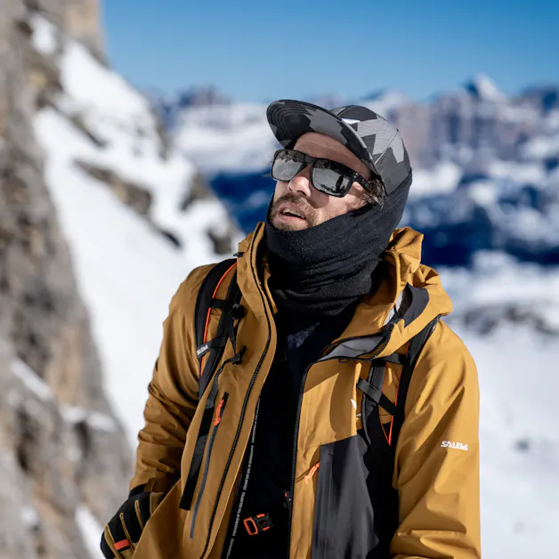 Sella 3 Layers Powertex Hardshell Jacket Men action_shot image