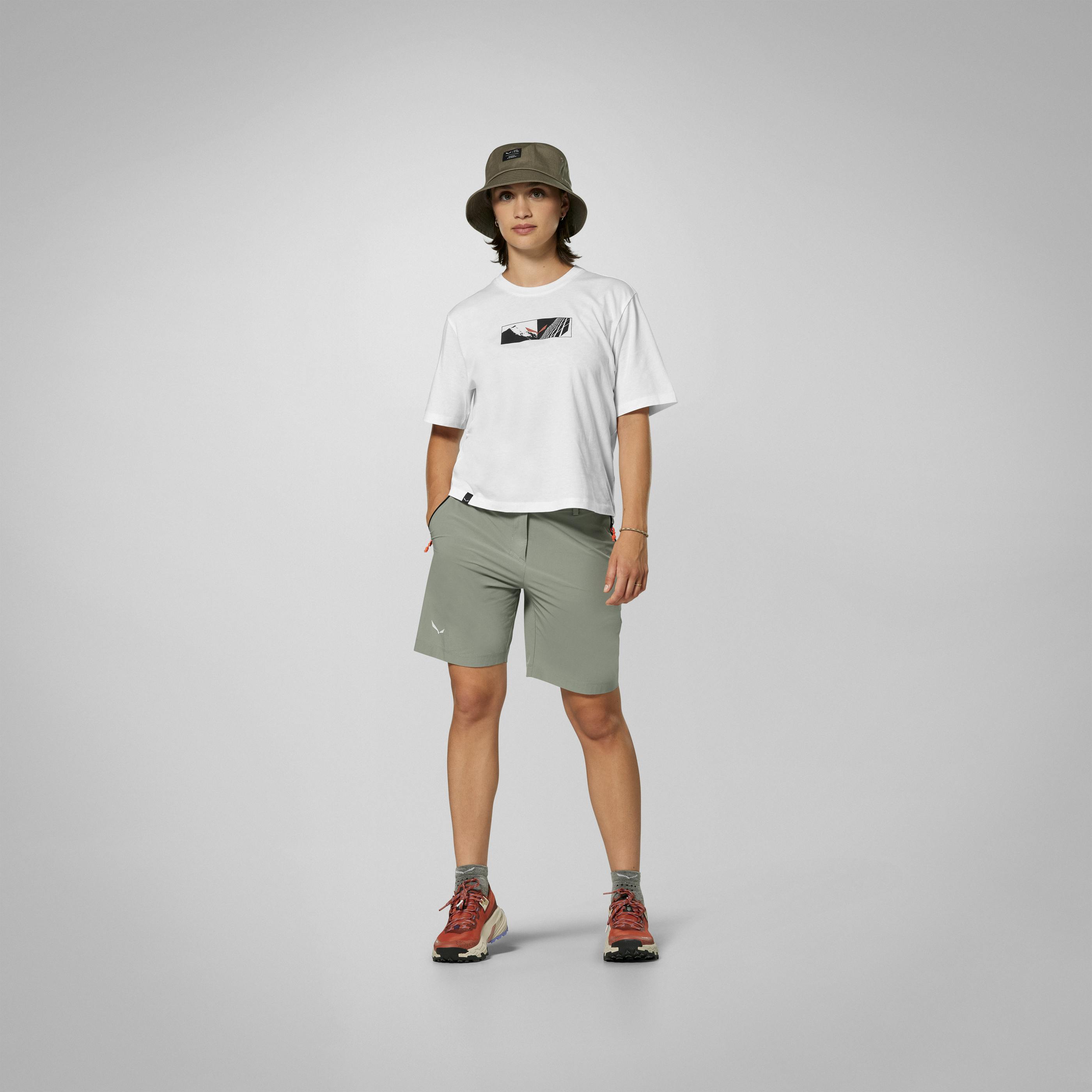 Puez Talvena Durastretch Pantaloncini Donna on_body image