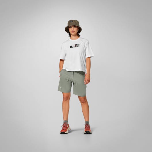 Puez Talvena Durastretch Pantaloncini Donna on_body image