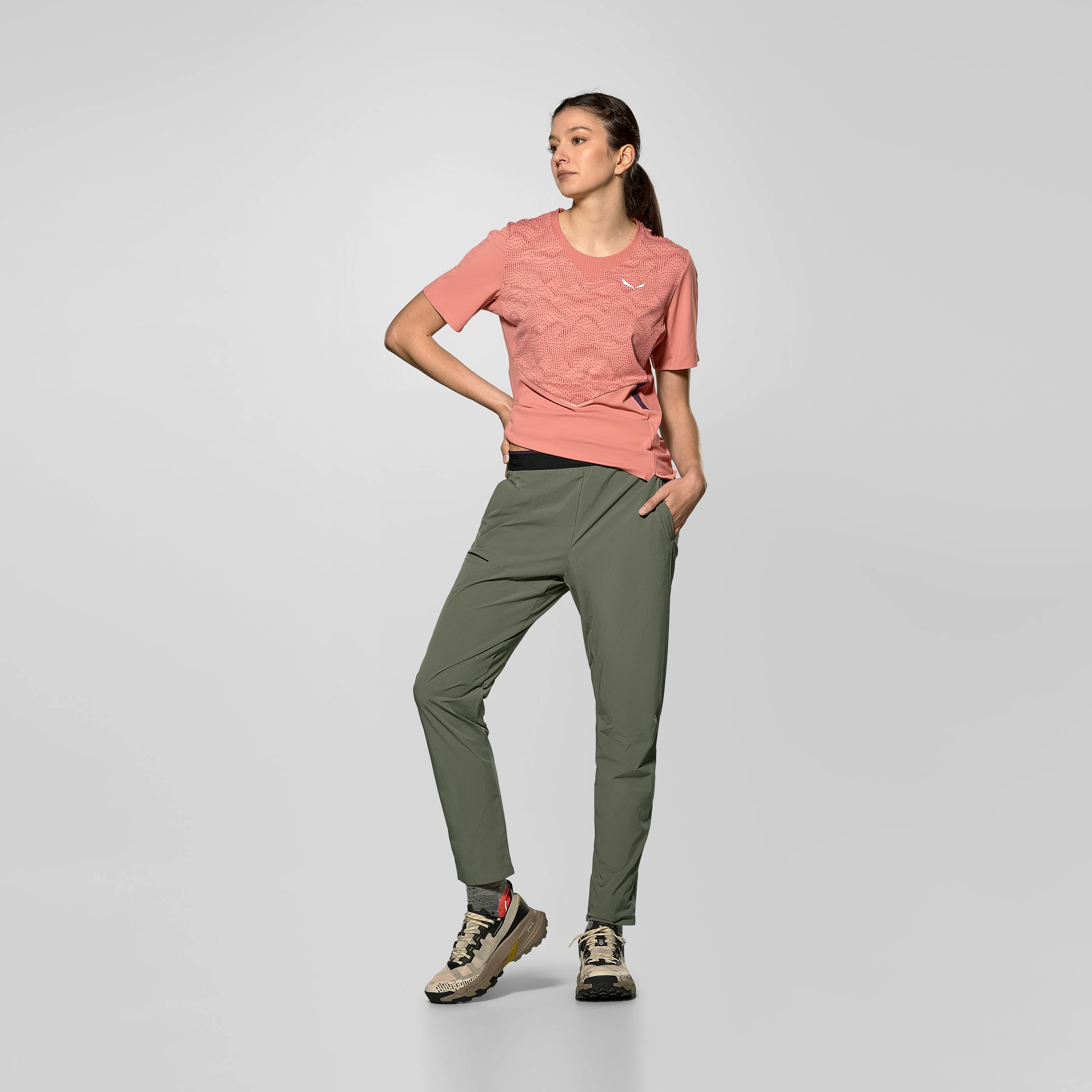 Pedroc 3 Durastretch Light Pant Women on_body image